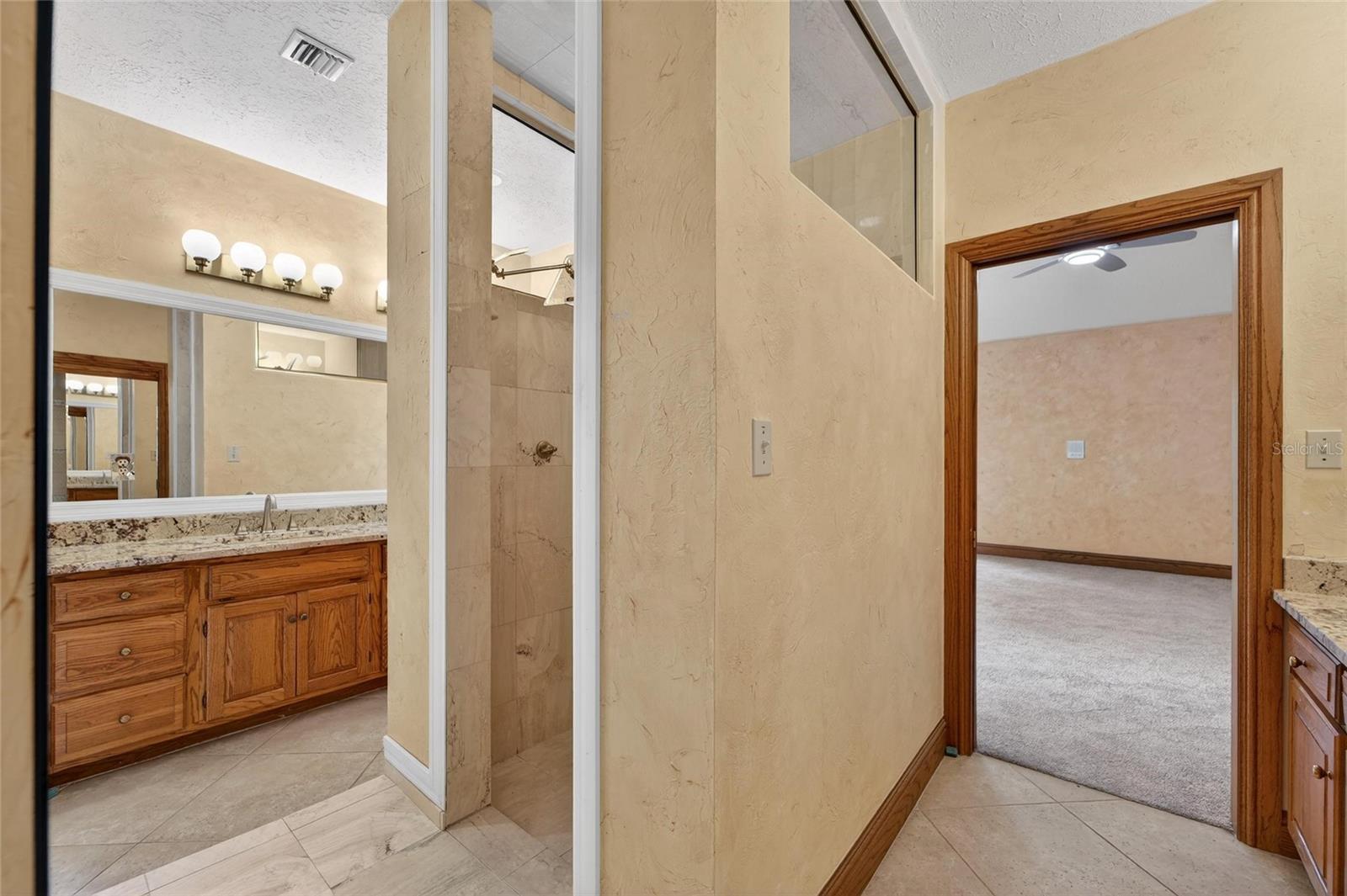 Image 28 of 88 For 902 River Rapids Avenue