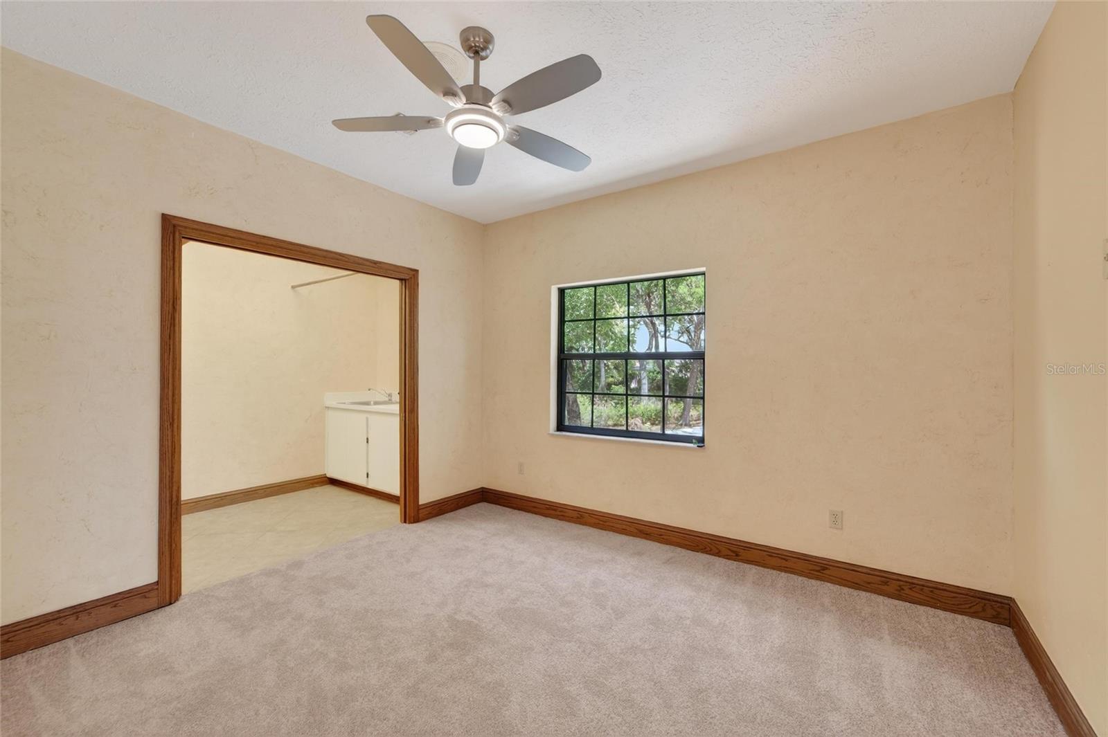 Image 30 of 88 For 902 River Rapids Avenue