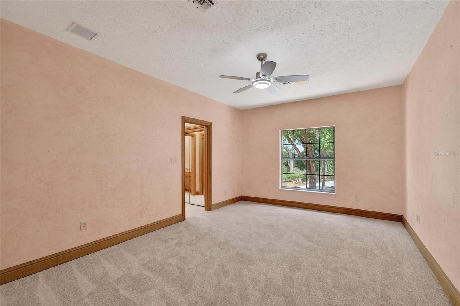 Image 36 of 88 For 902 River Rapids Avenue