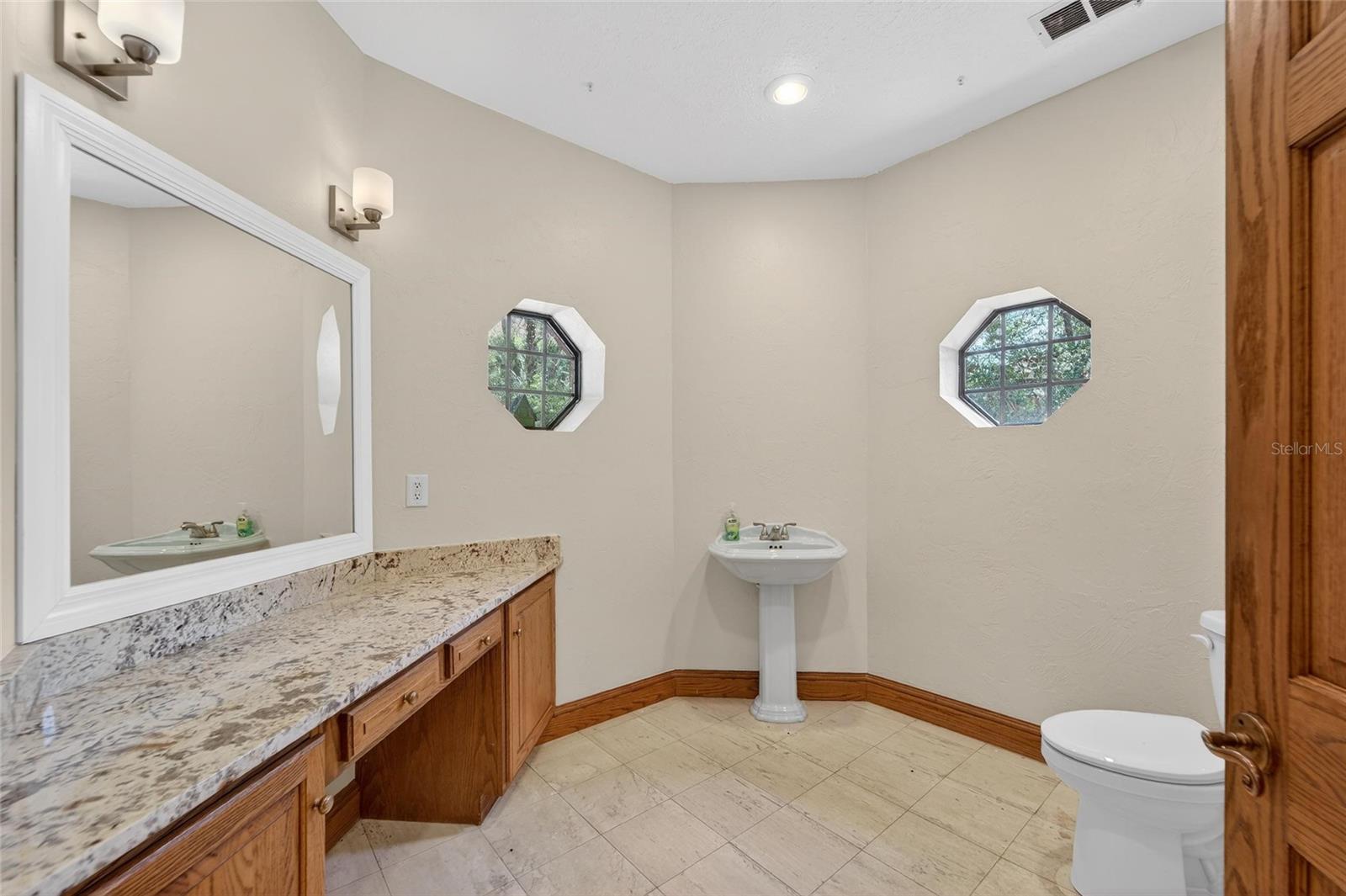 Image 43 of 88 For 902 River Rapids Avenue