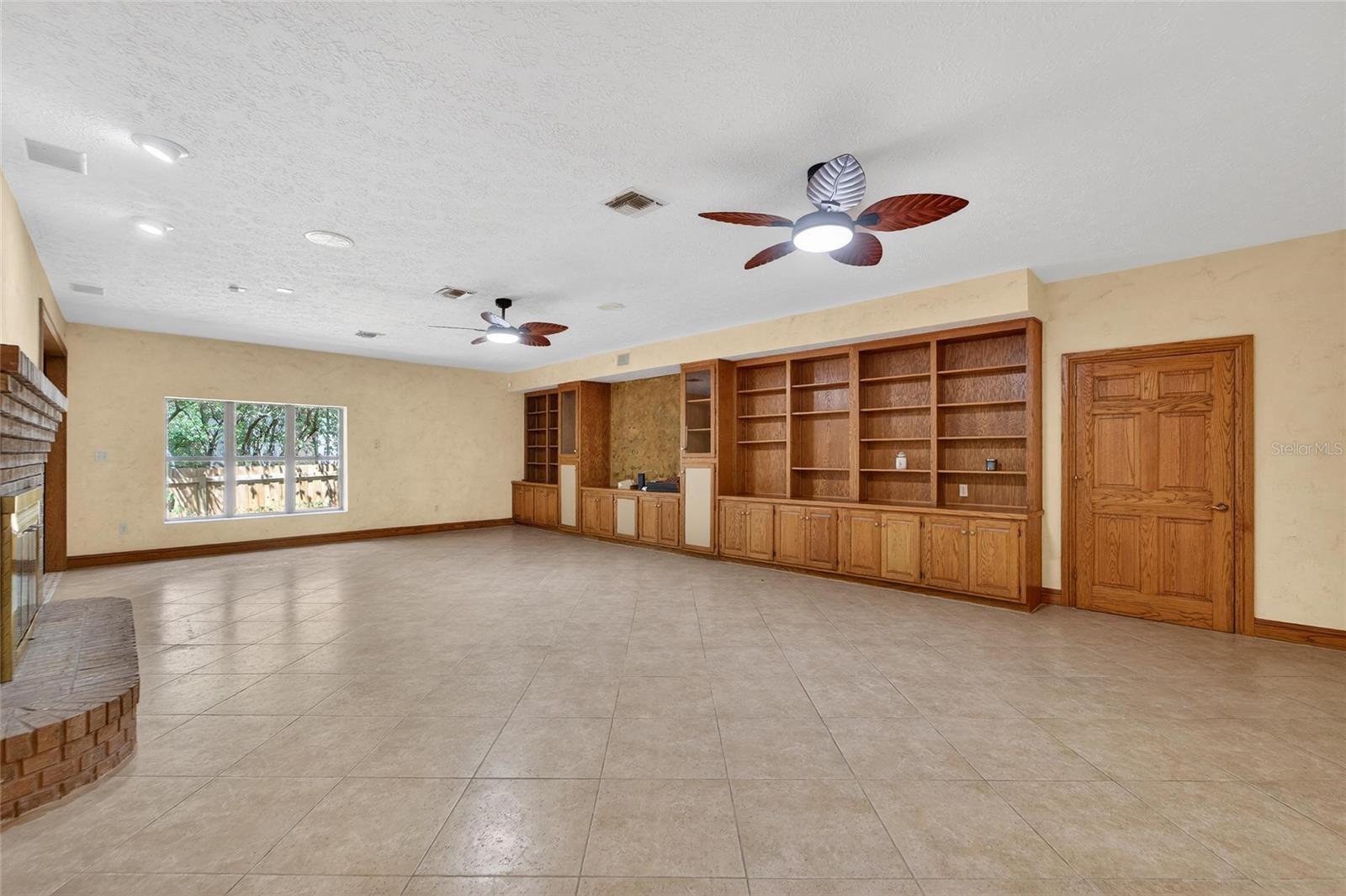 Image 47 of 88 For 902 River Rapids Avenue