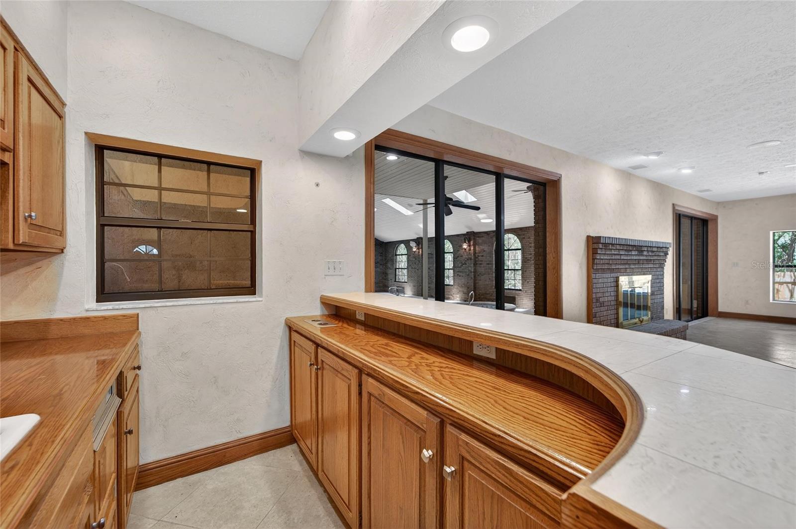 Image 52 of 88 For 902 River Rapids Avenue