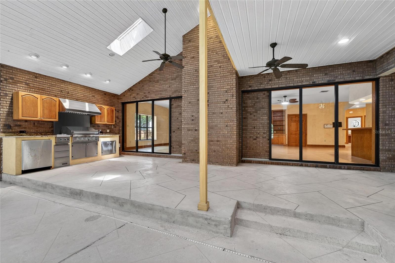 Image 54 of 88 For 902 River Rapids Avenue