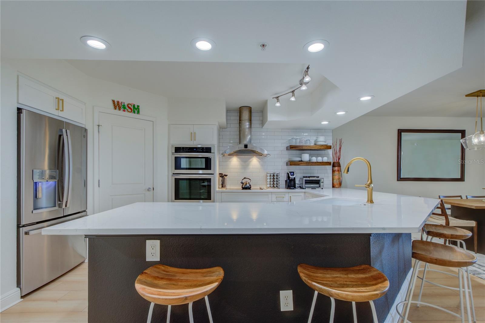 Image 4 of 45 For 5353 Gulf Boulevard A502