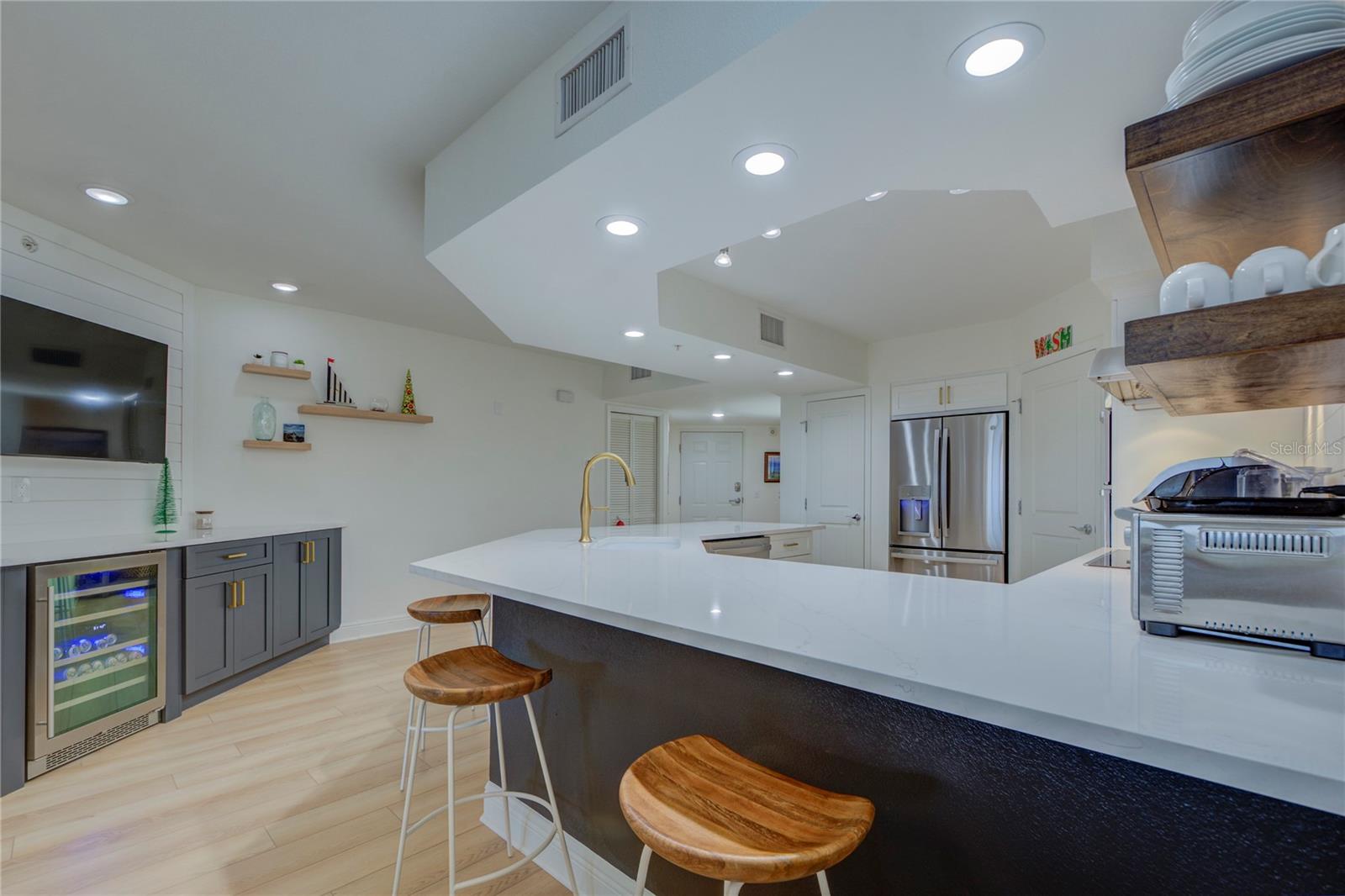 Image 8 of 45 For 5353 Gulf Boulevard A502