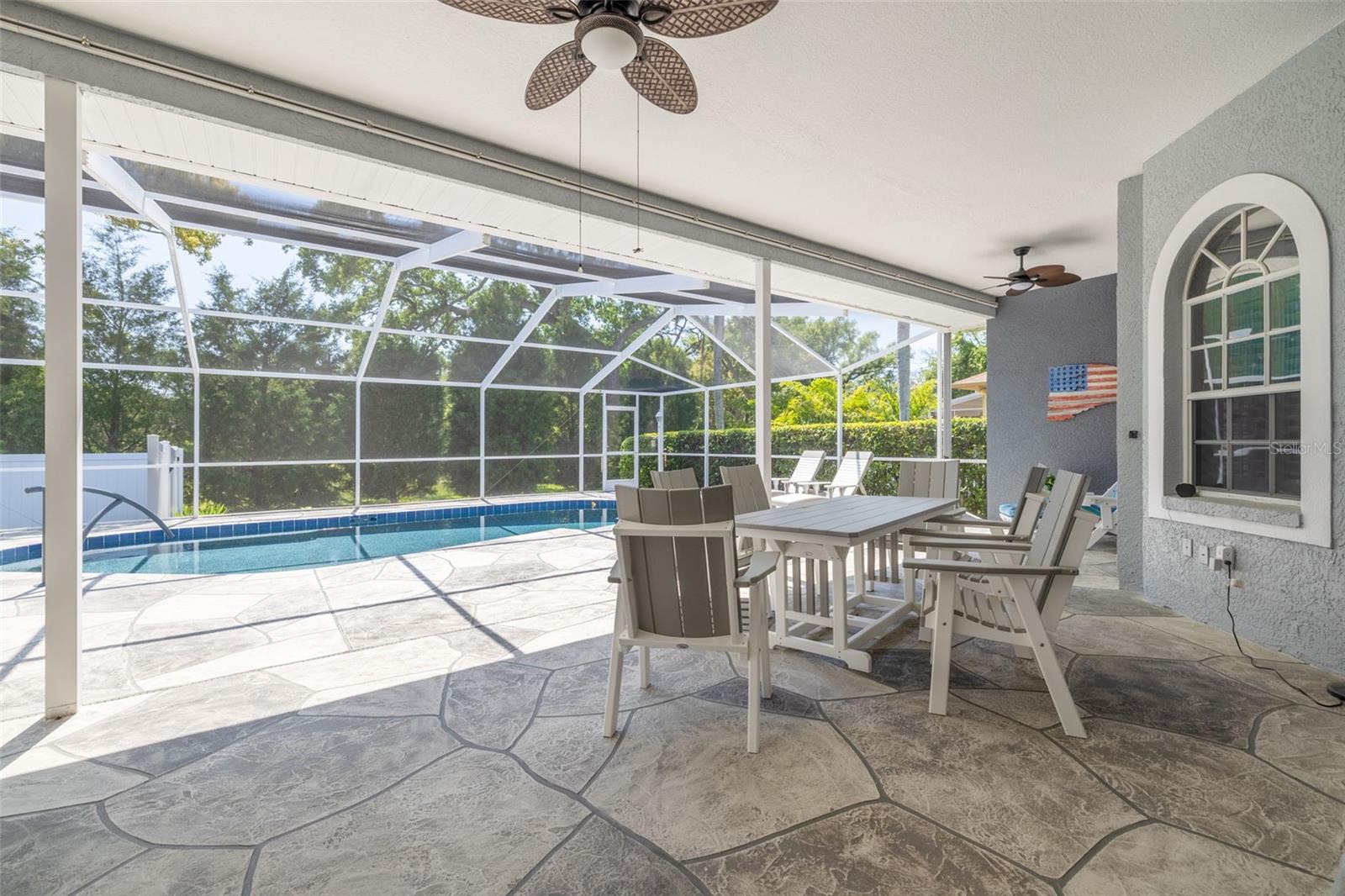 Image 20 of 41 For 2268 Serenity Lane