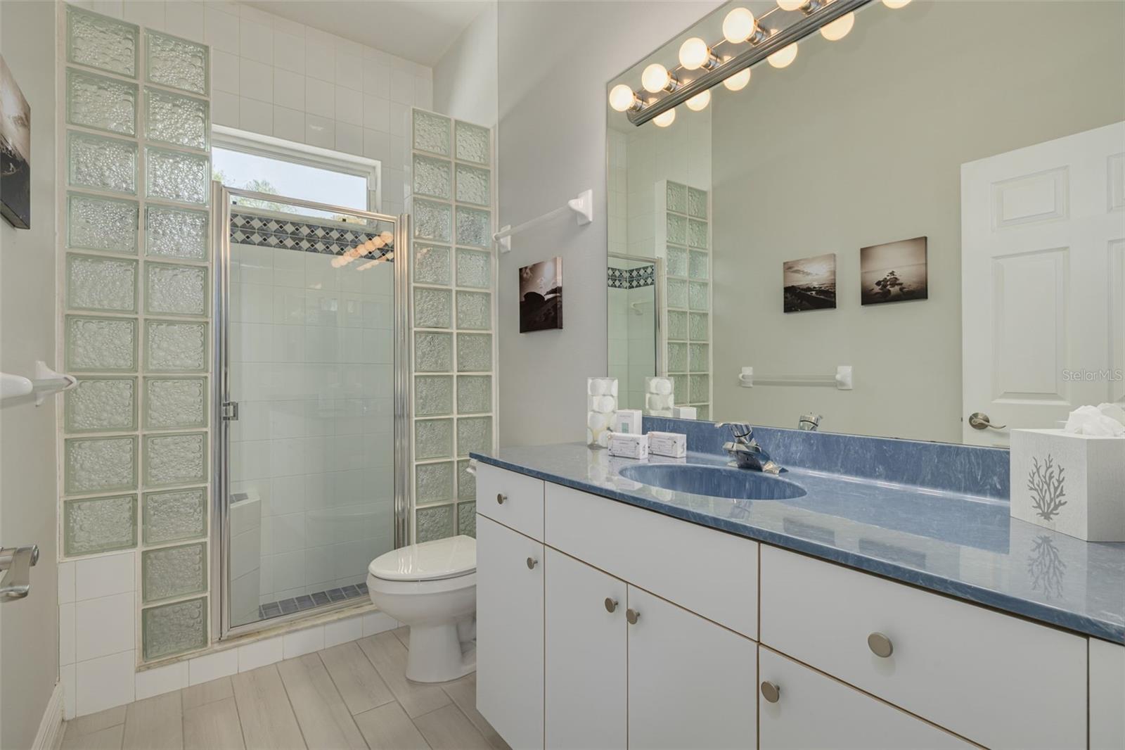 Image 33 of 41 For 2268 Serenity Lane