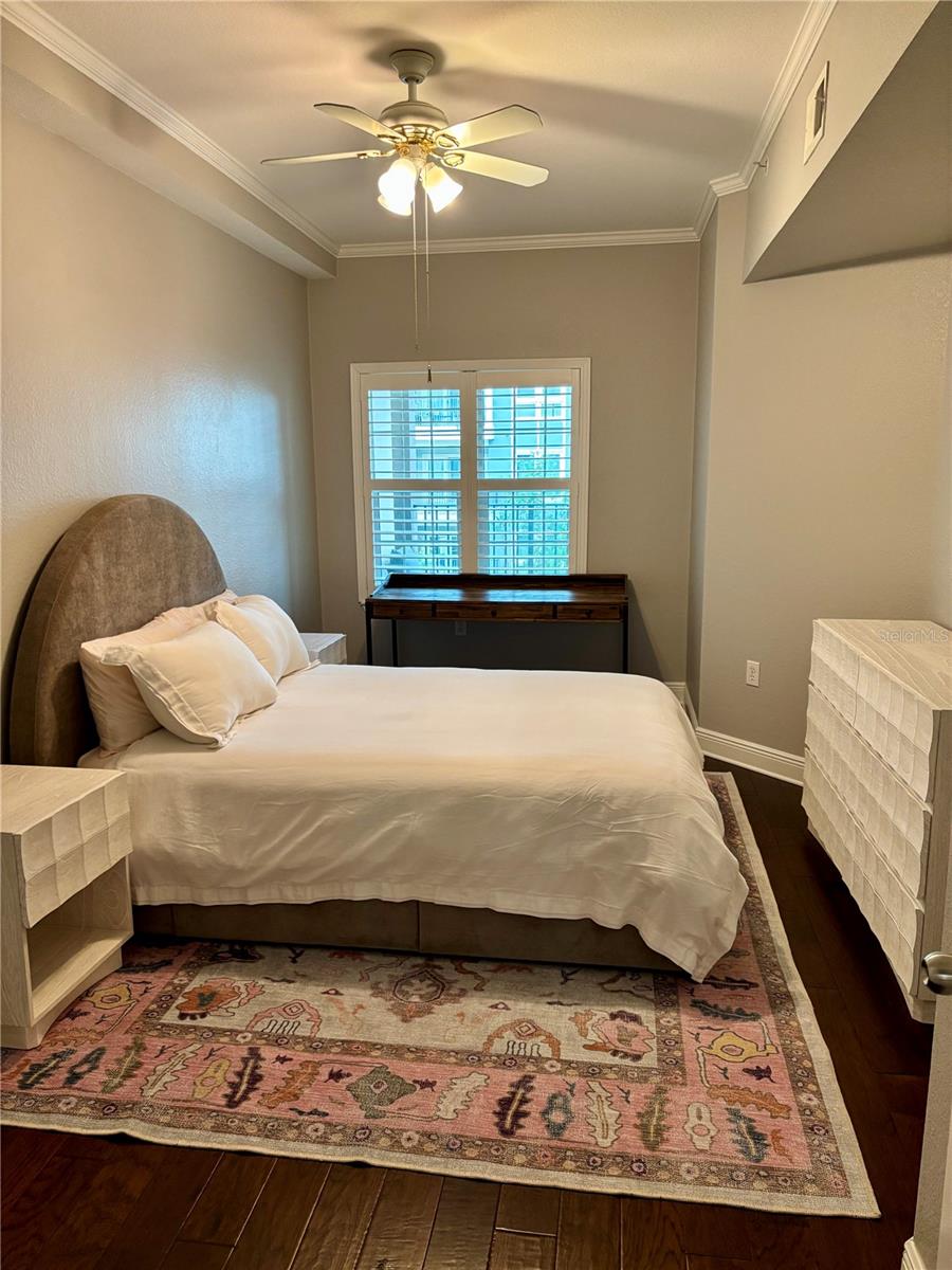 Image 12 of 22 For 200 4th Avenue S 329