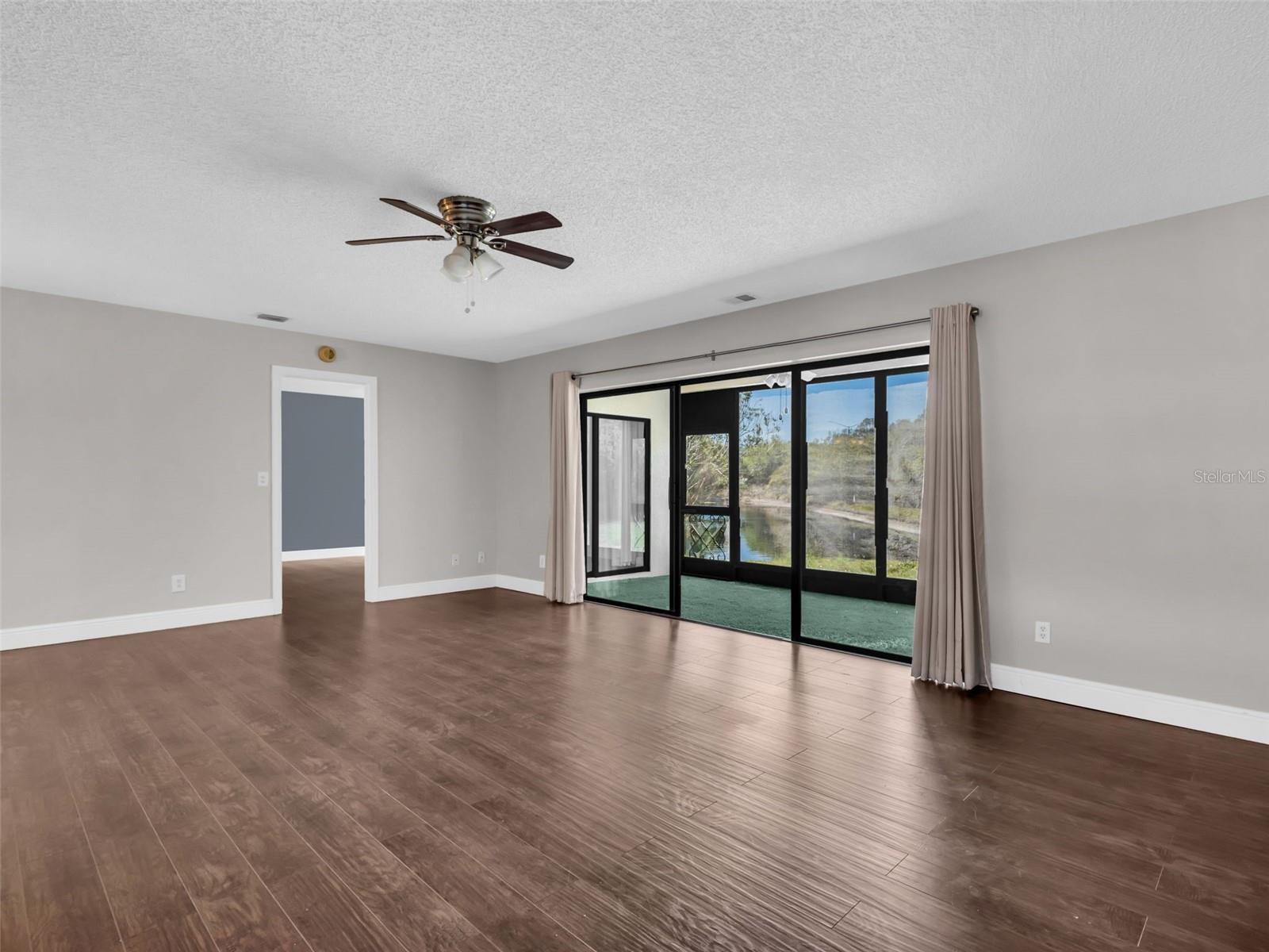 Image 21 of 56 For 1801 Lake Road 20c