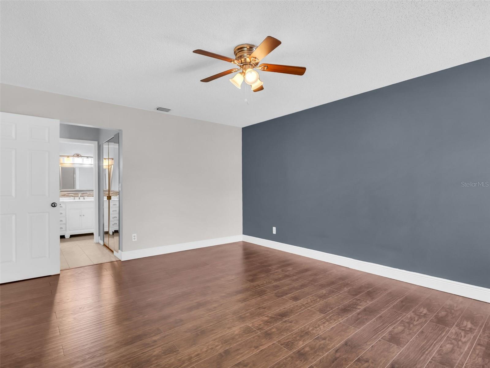 Image 23 of 56 For 1801 Lake Road 20c