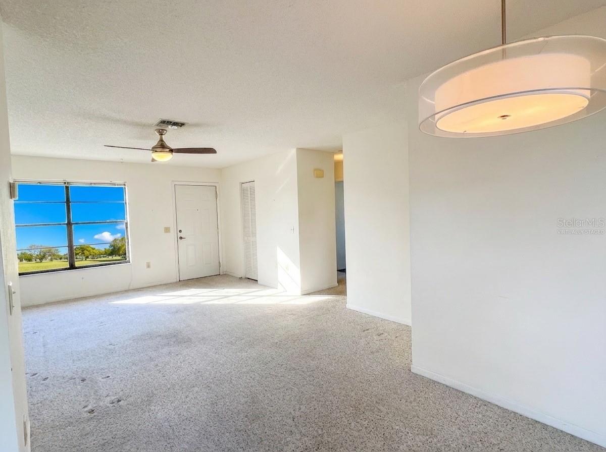 Image 10 of 30 For 15468 Atwater Drive