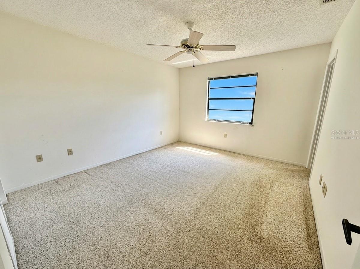 Image 15 of 30 For 15468 Atwater Drive