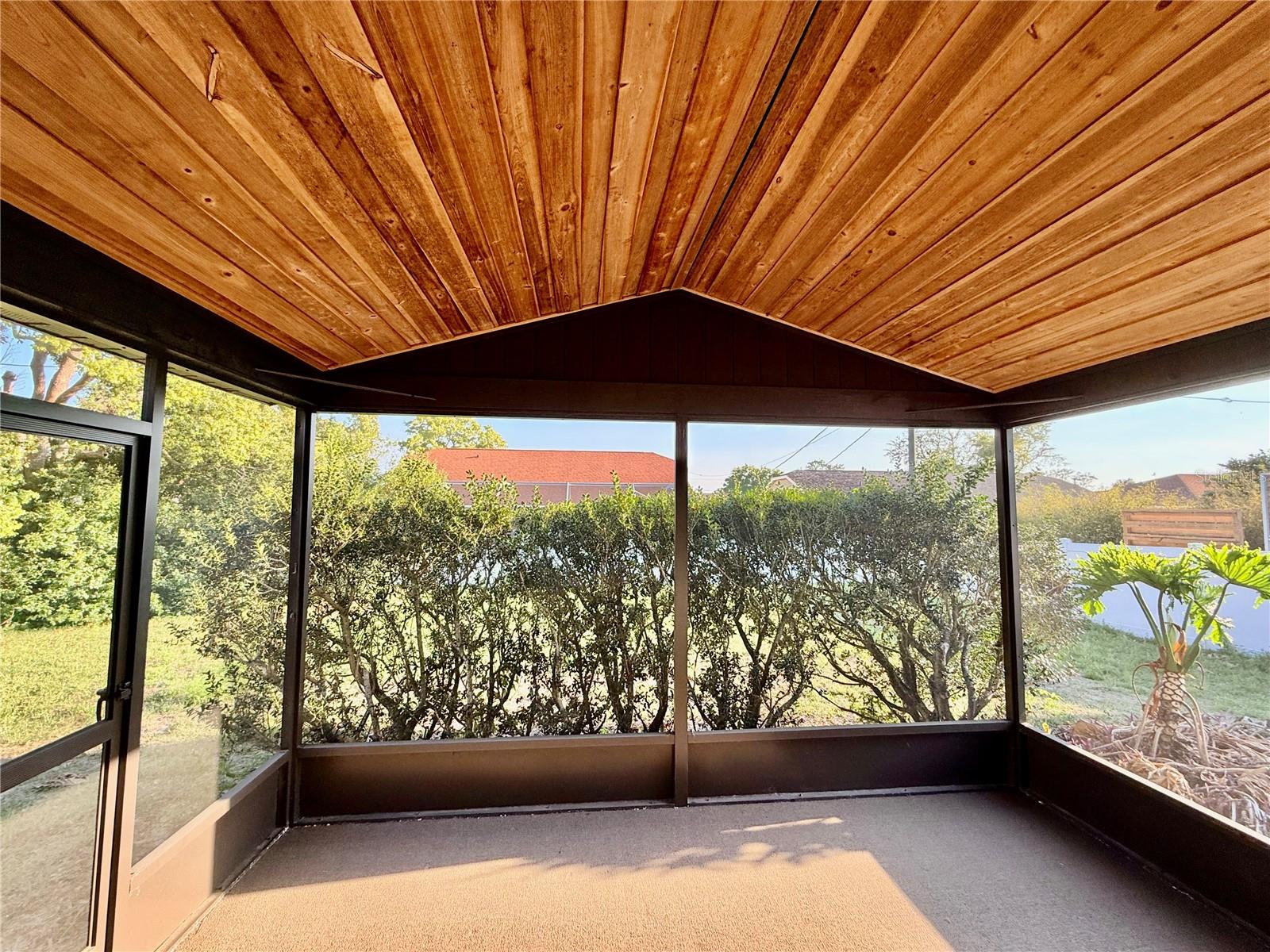 Image 19 of 30 For 15468 Atwater Drive