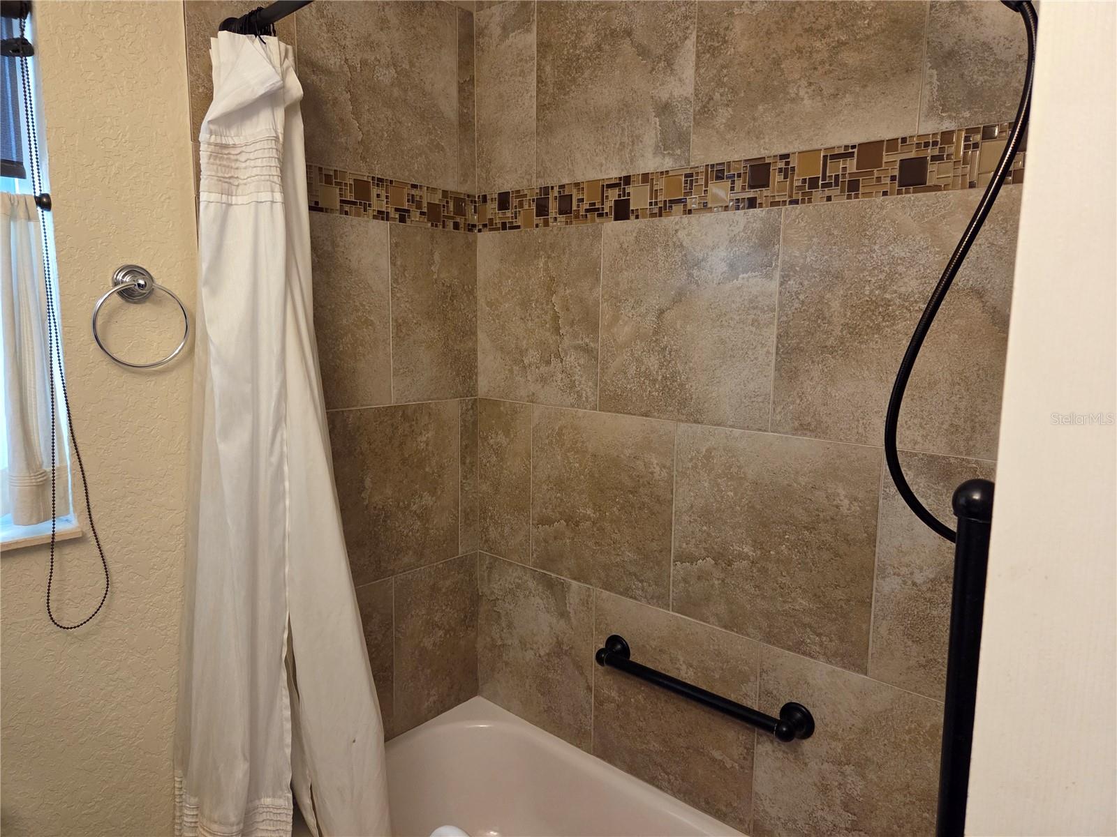 Image 10 of 36 For 5814 20th Ave S