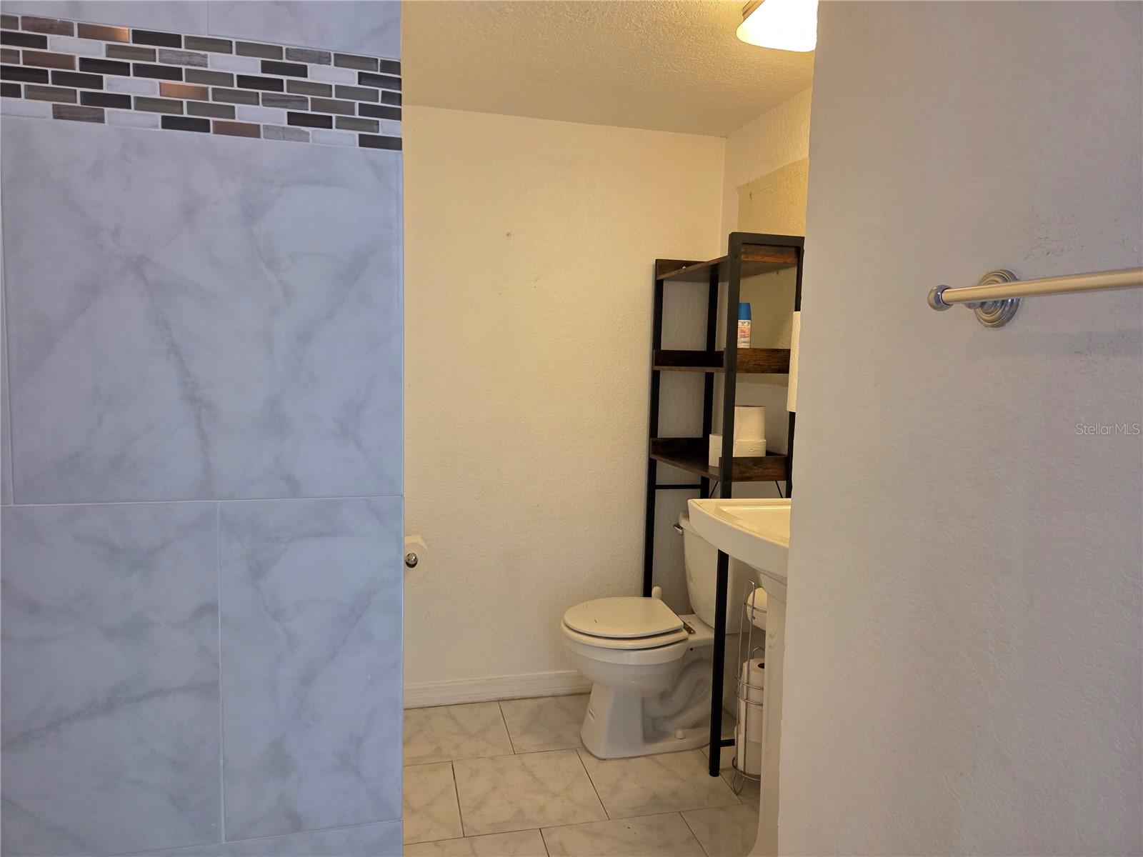 Image 22 of 36 For 5814 20th Ave S