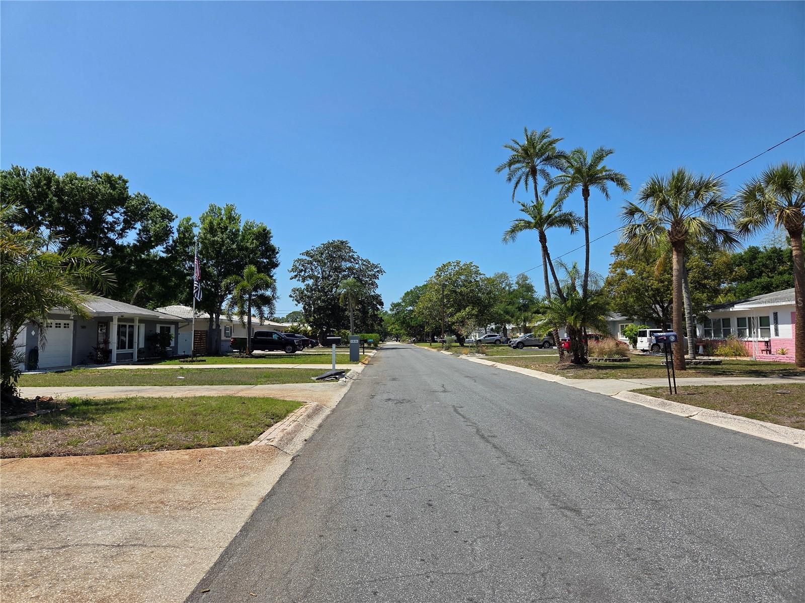 Image 35 of 36 For 5814 20th Ave S