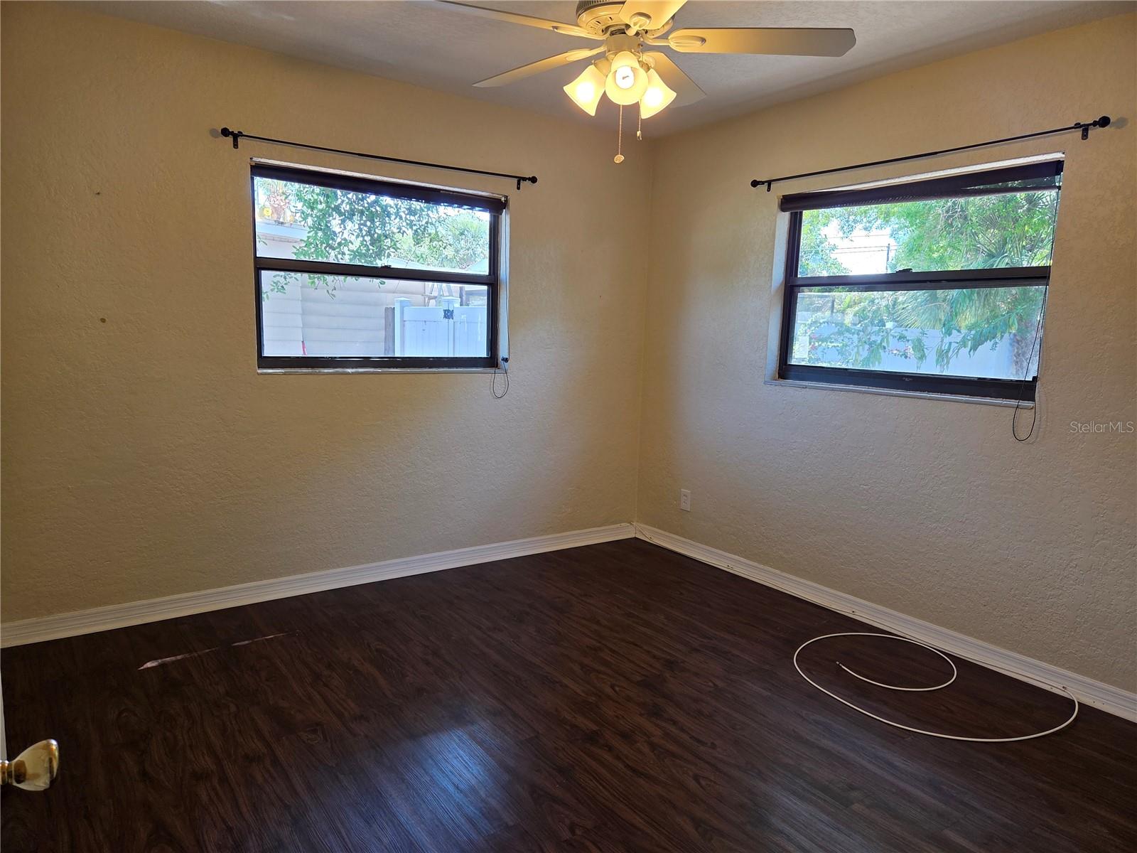 Image 7 of 36 For 5814 20th Ave S