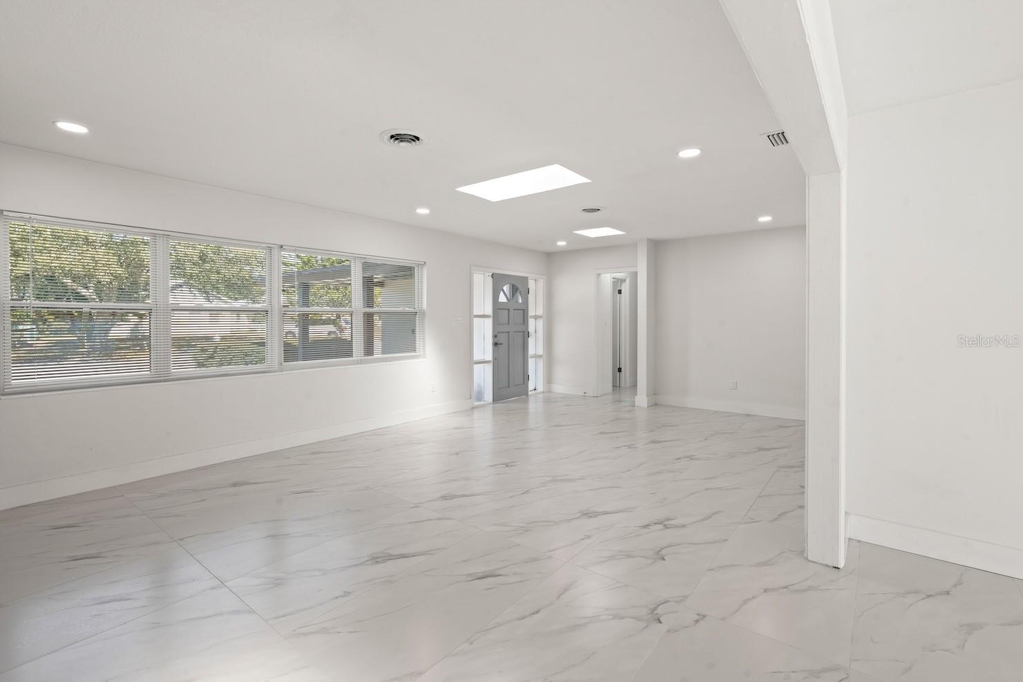 Image 20 of 42 For 1545 Bonair Street