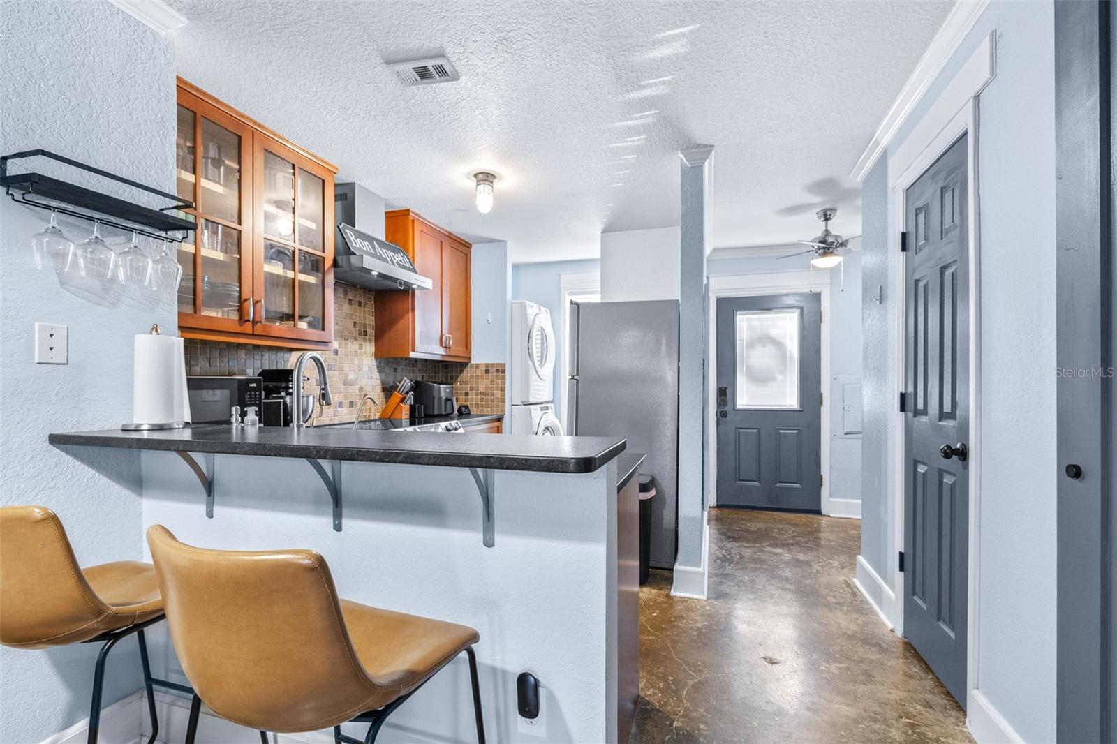 Image 11 of 46 For 5720 Dalden Drive 5720