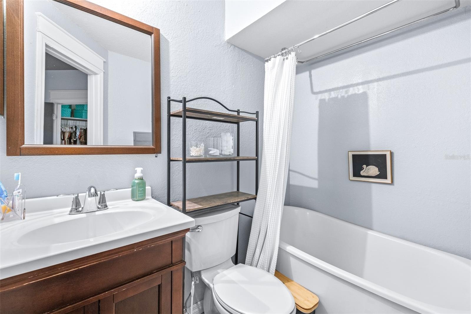 Image 24 of 46 For 5720 Dalden Drive 5720