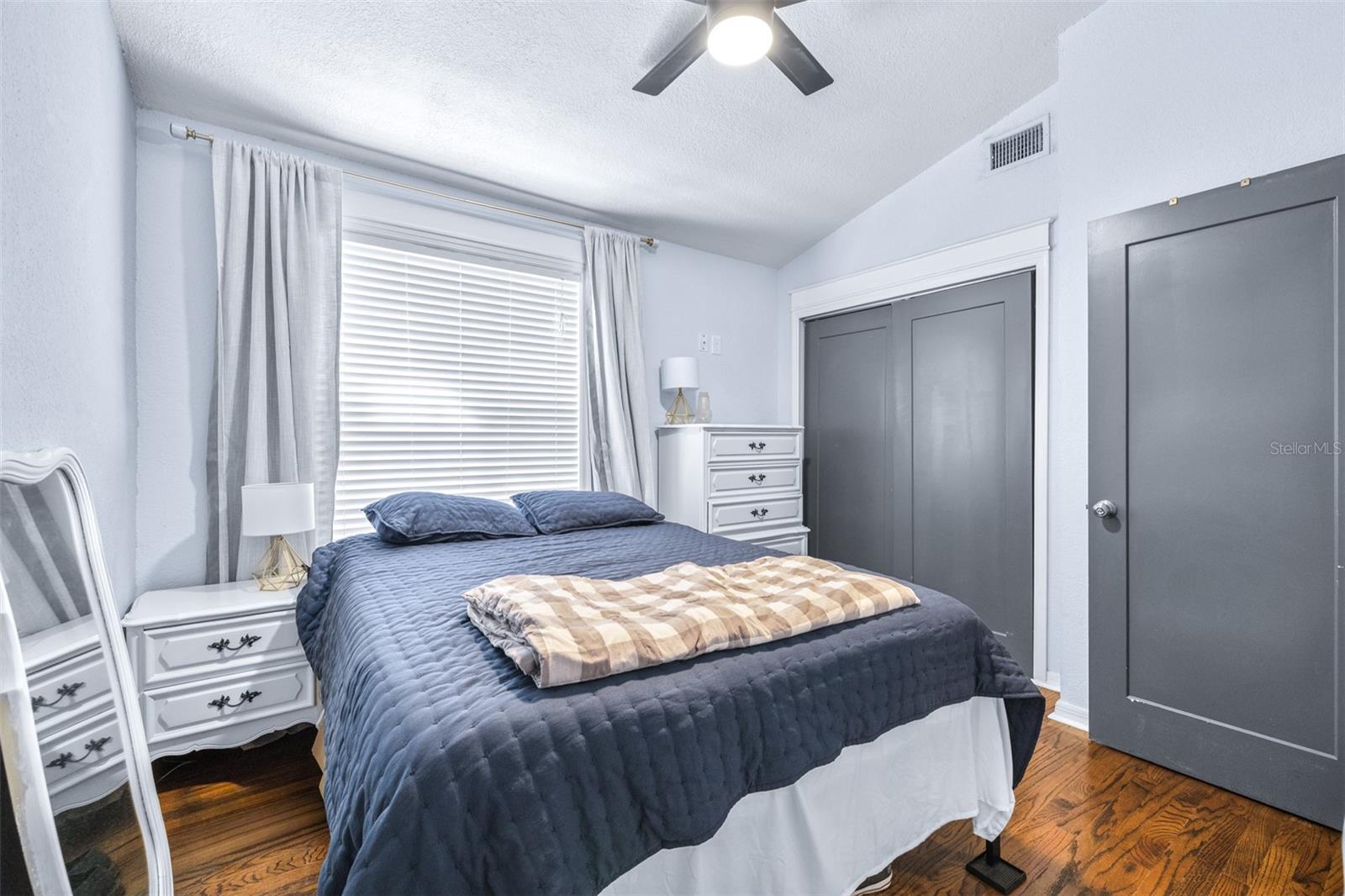 Image 25 of 46 For 5720 Dalden Drive 5720