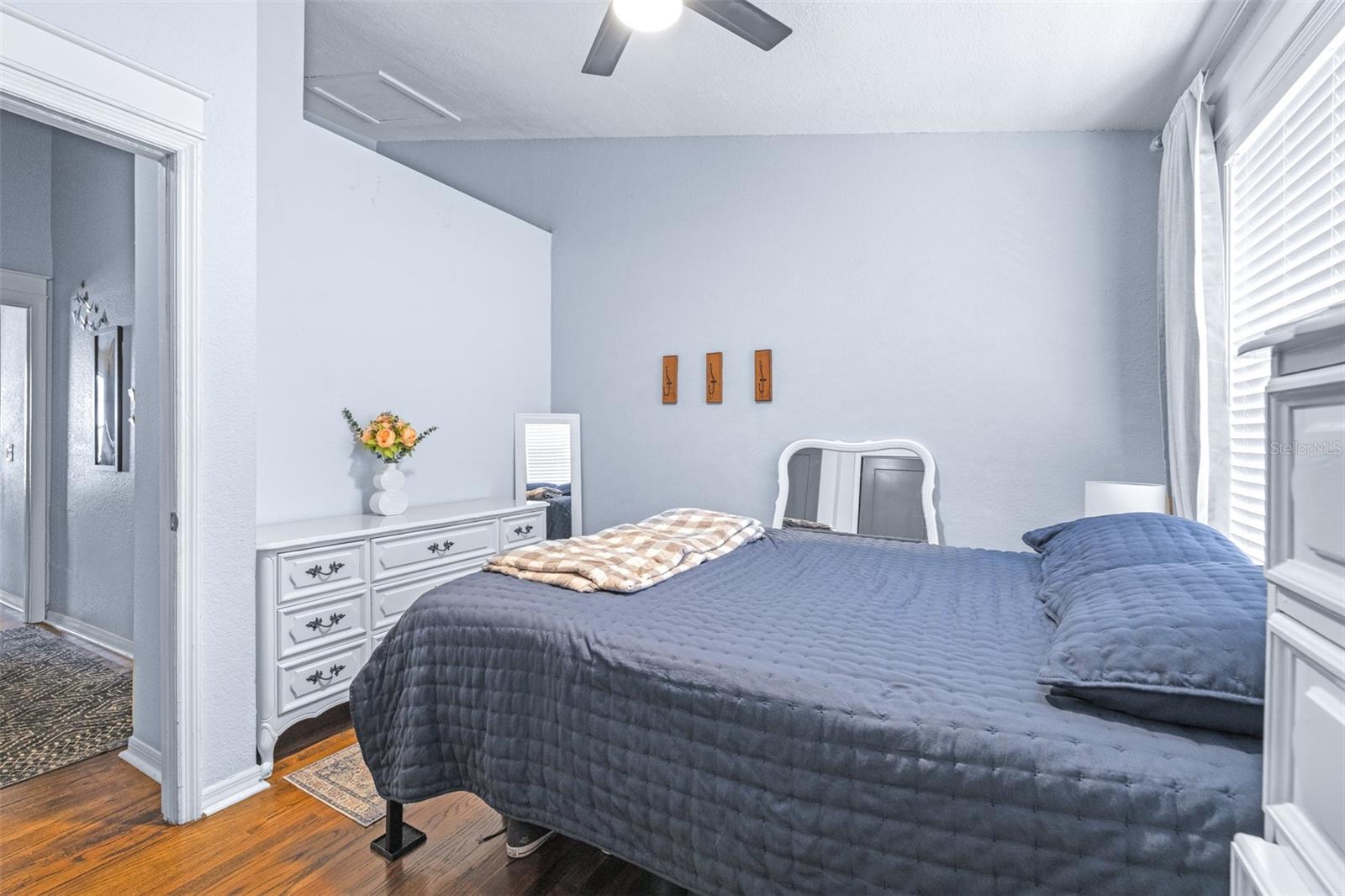 Image 27 of 46 For 5720 Dalden Drive 5720