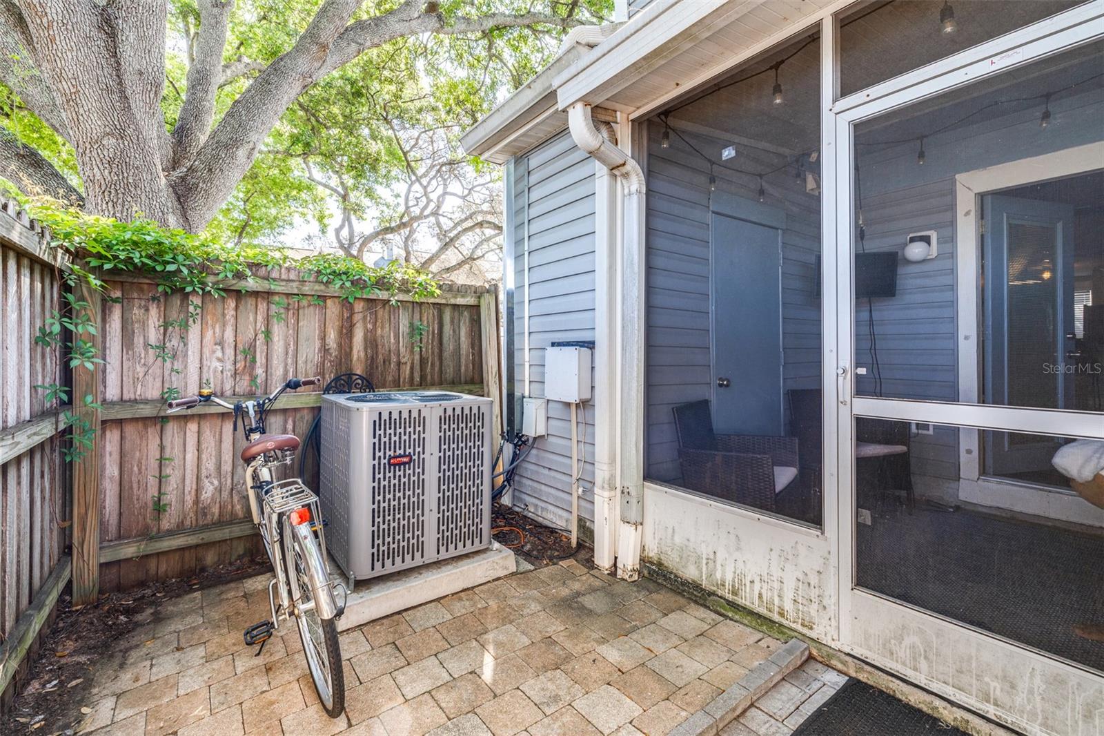 Image 32 of 46 For 5720 Dalden Drive 5720