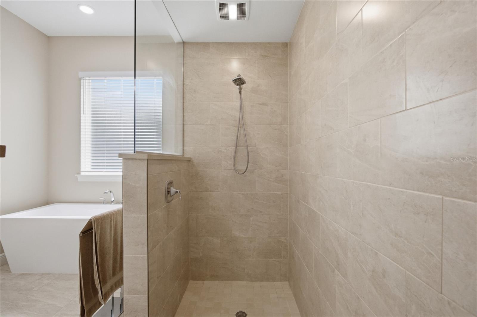 Image 18 of 39 For 115 Brookover Lane