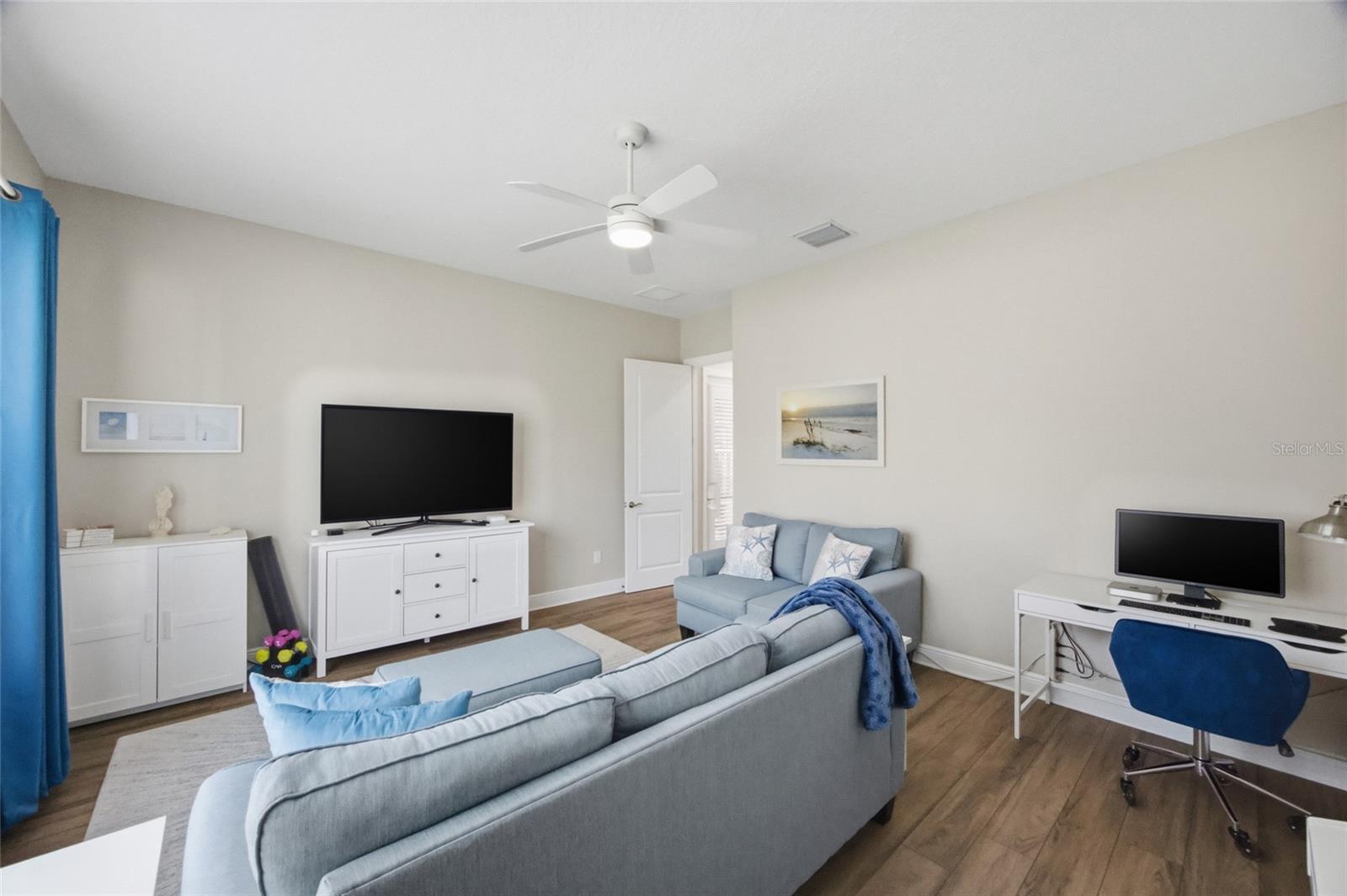 Image 21 of 39 For 115 Brookover Lane