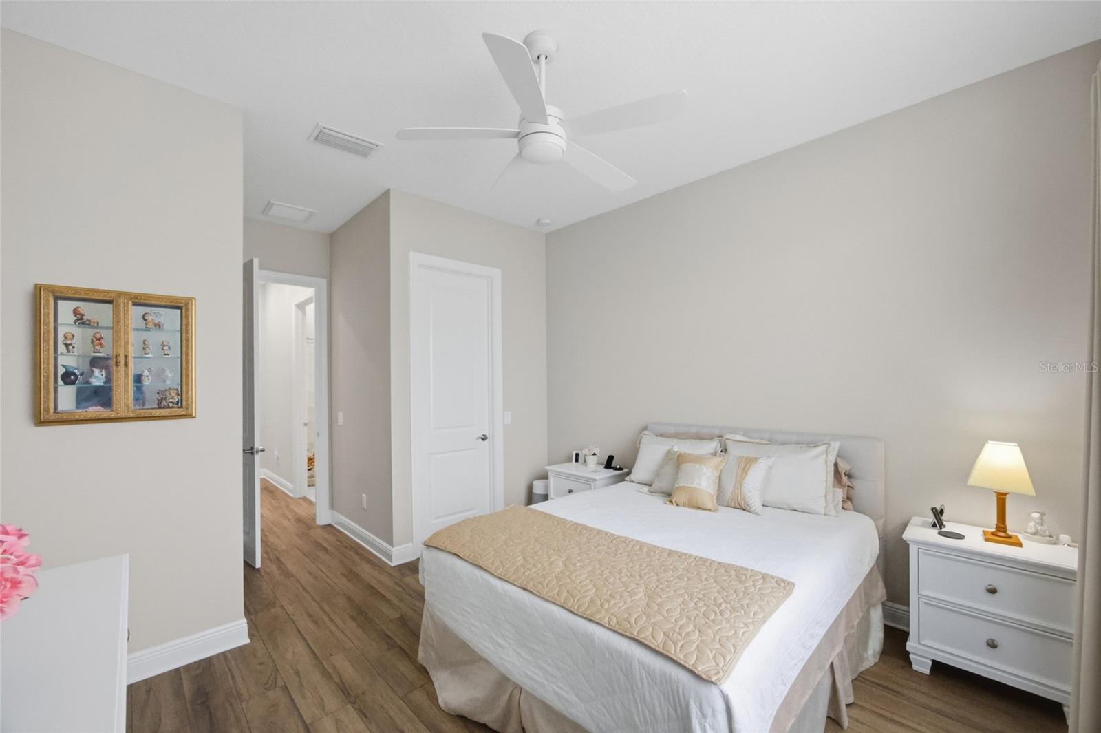 Image 23 of 39 For 115 Brookover Lane