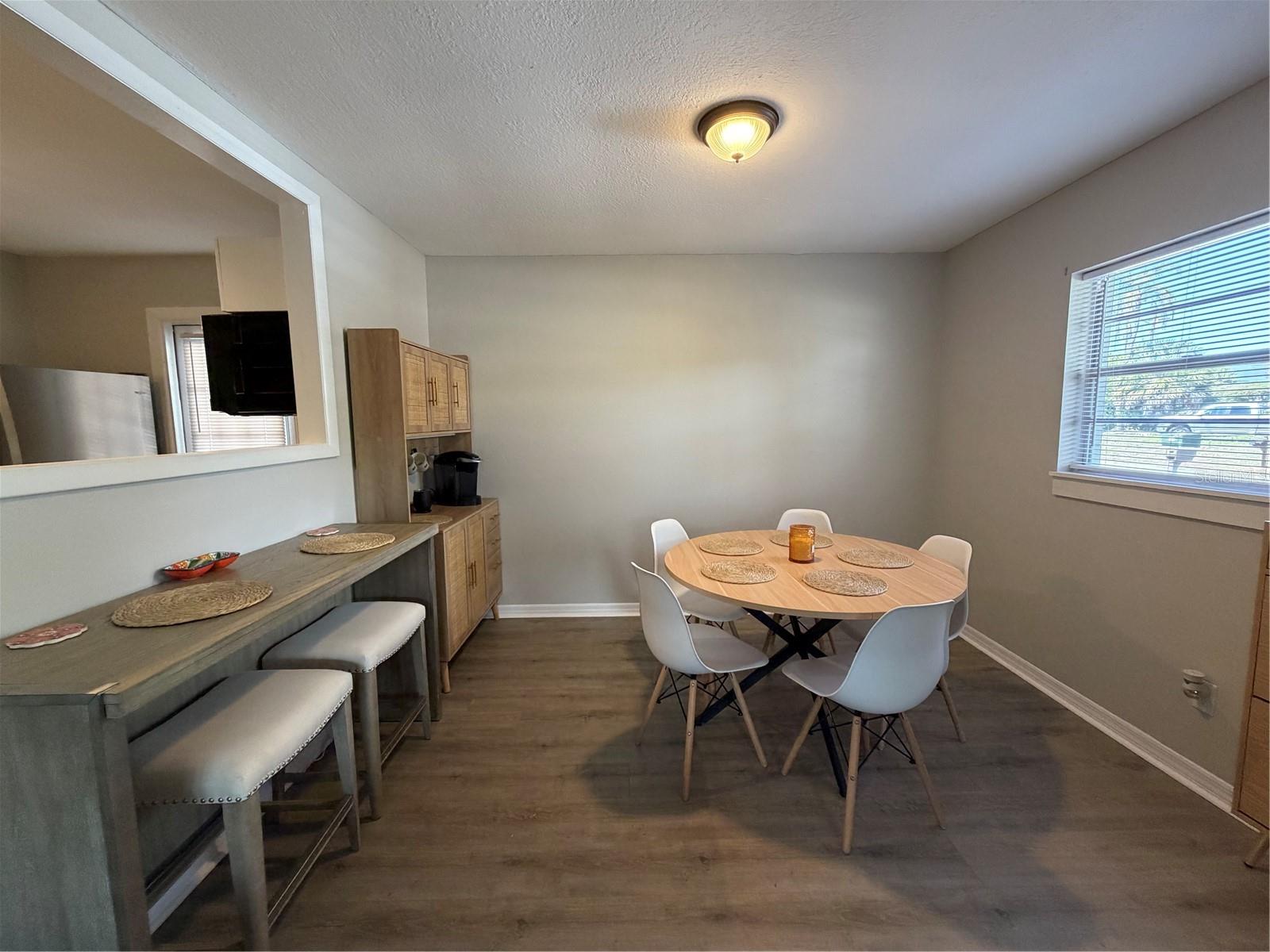 Image 6 of 21 For 1720 Arch Street