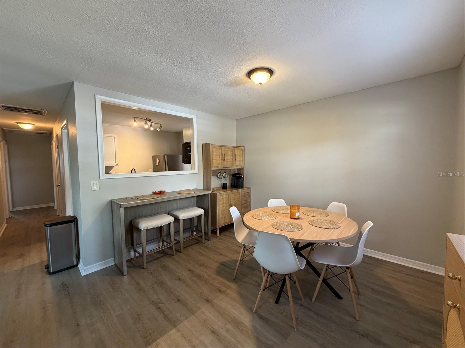 Image 7 of 21 For 1720 Arch Street