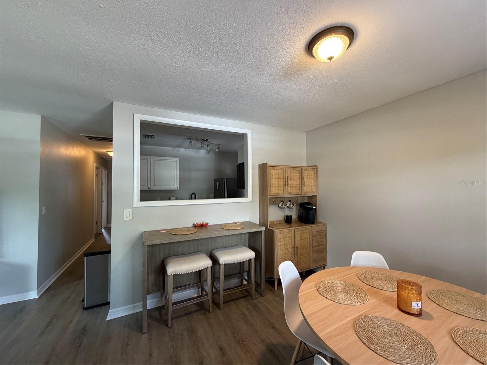 Image 8 of 21 For 1720 Arch Street