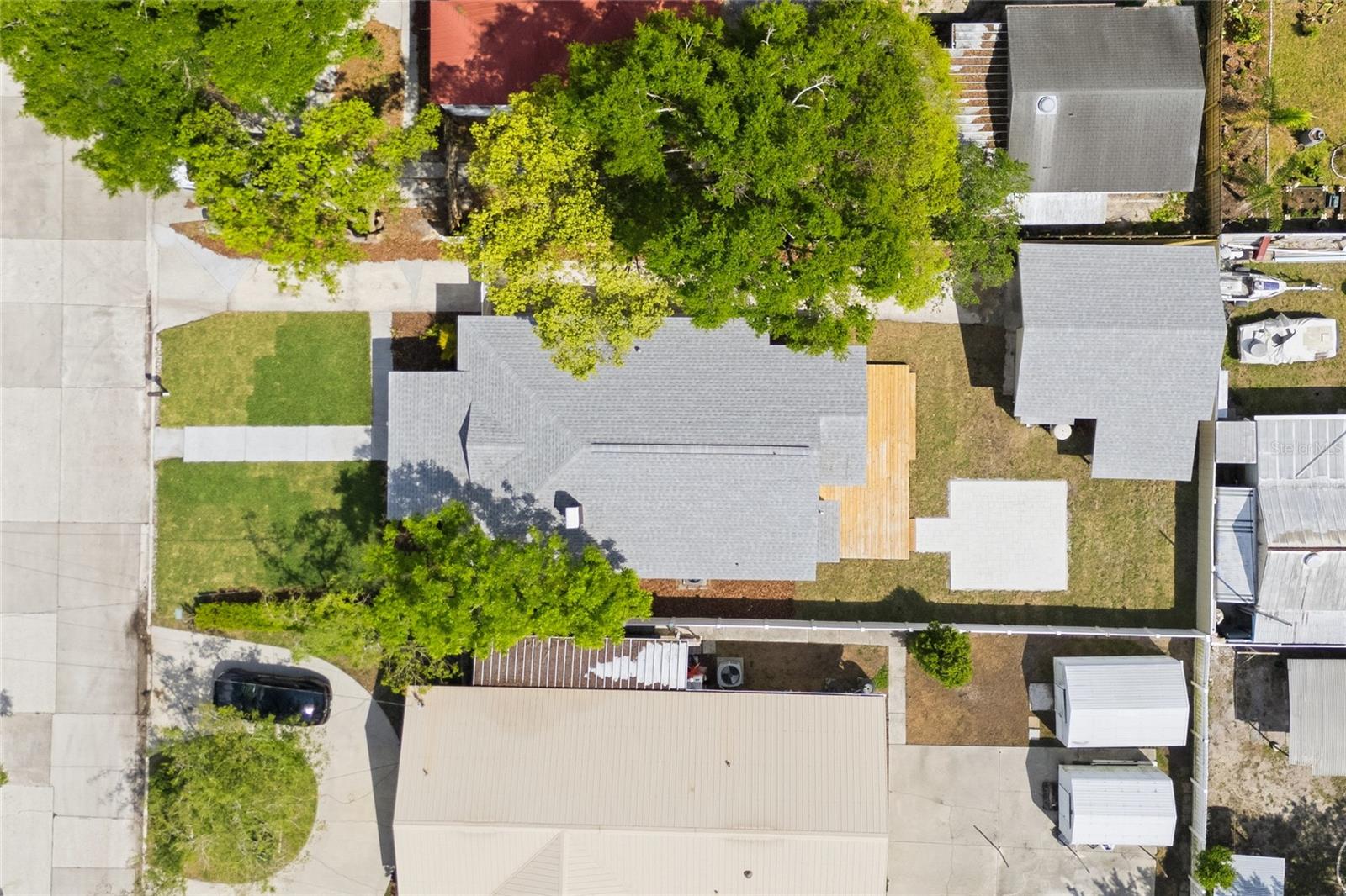 Listing photo id 27 for 106 Lambright Street