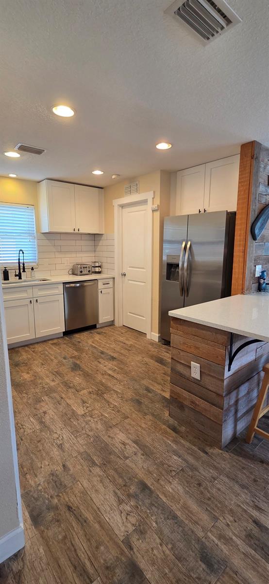 Image 6 of 21 For 4457 Floramar Terrace