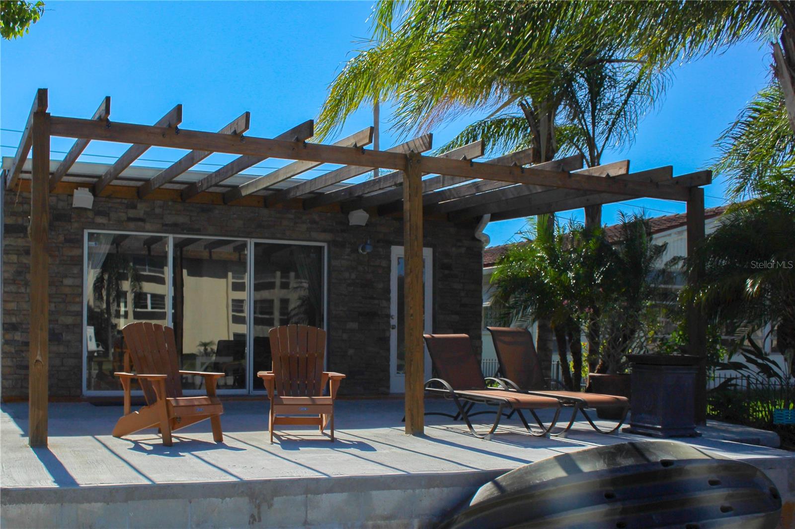 Image 9 of 21 For 4457 Floramar Terrace