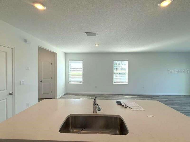 Image 9 of 38 For 32893 Osprey Peak Way