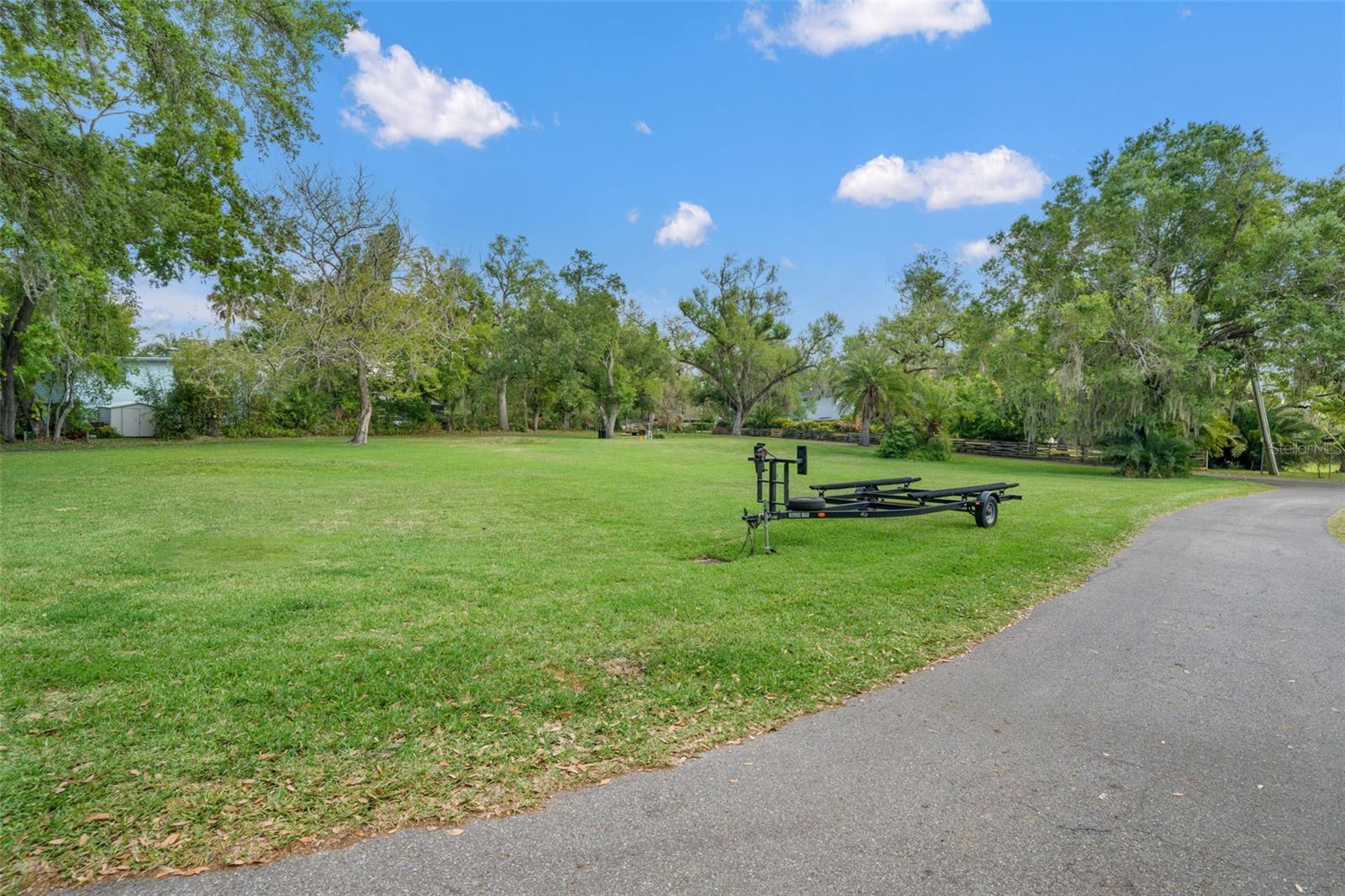 Image 18 of 24 For 5924 River Terrace