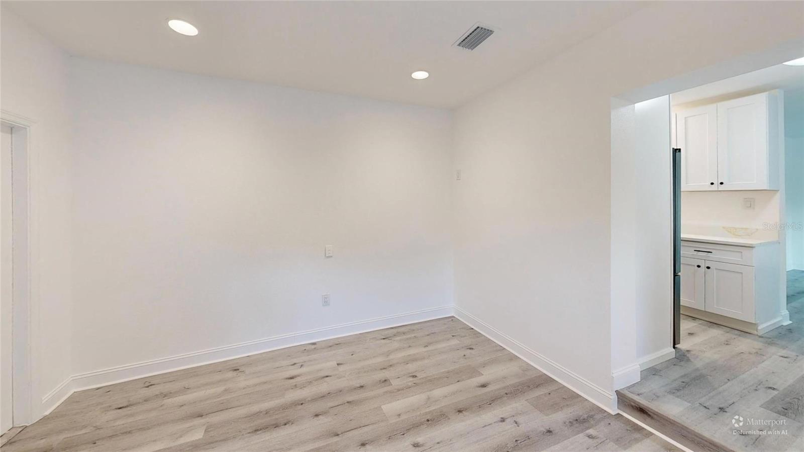 Image 20 of 53 For 4421 Gandy Circle