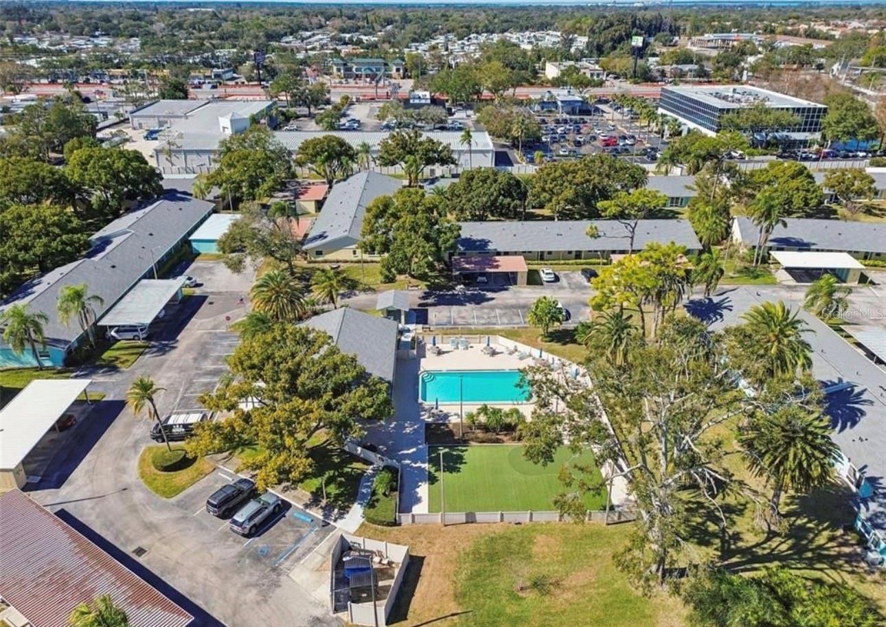 Image 12 of 50 For 2465 Northside Drive 2204