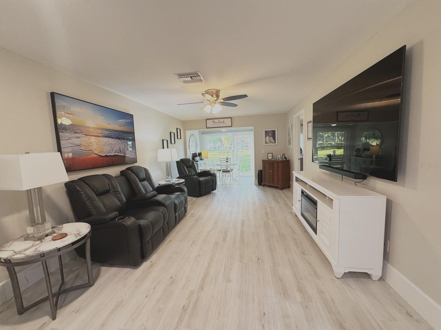 Image 2 of 50 For 2465 Northside Drive 2204