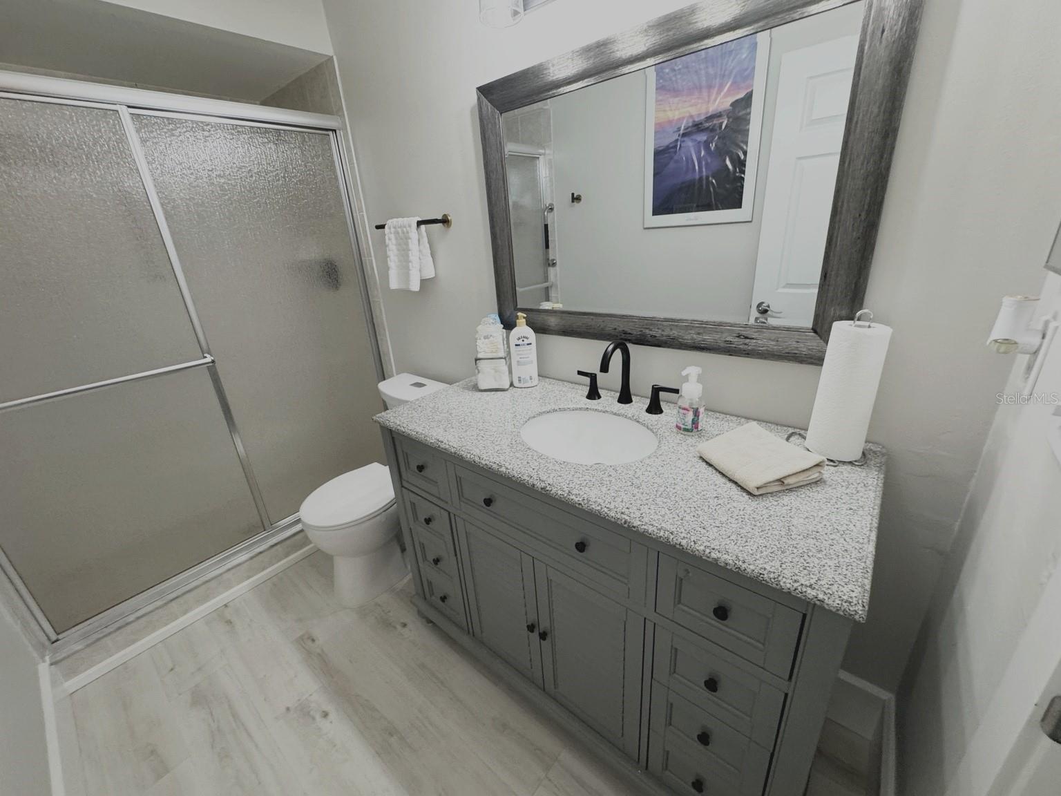 Image 32 of 50 For 2465 Northside Drive 2204