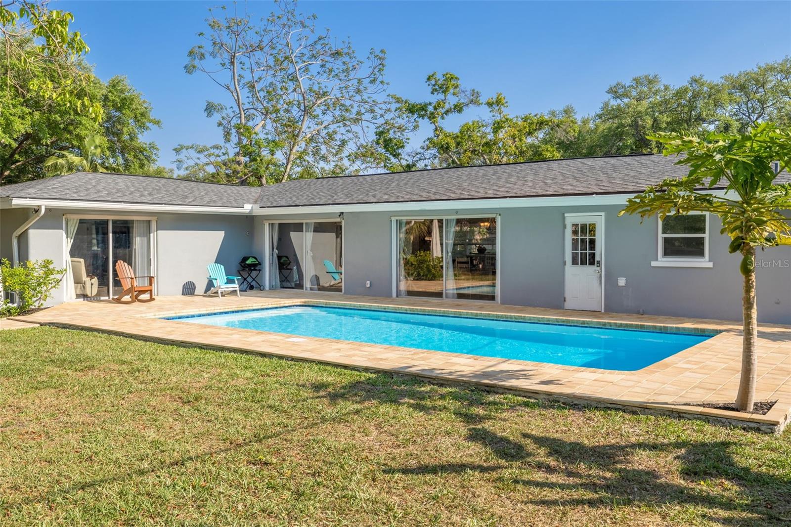 Image 12 of 28 For 3180 San Pedro Street