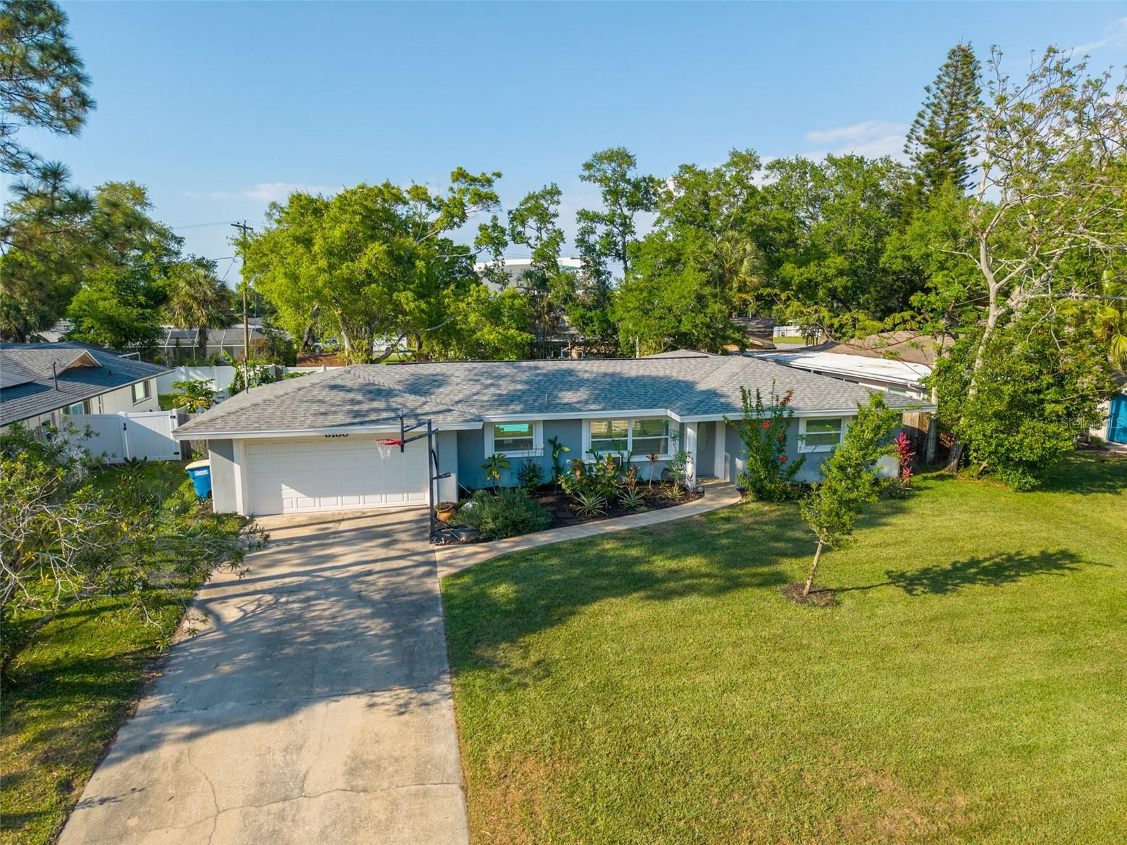 Image 26 of 28 For 3180 San Pedro Street