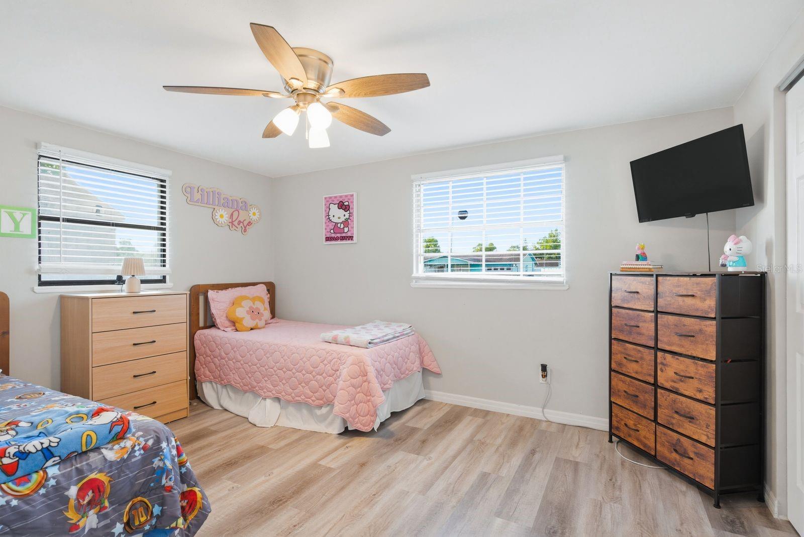 Image 23 of 33 For 8373 76th Avenue