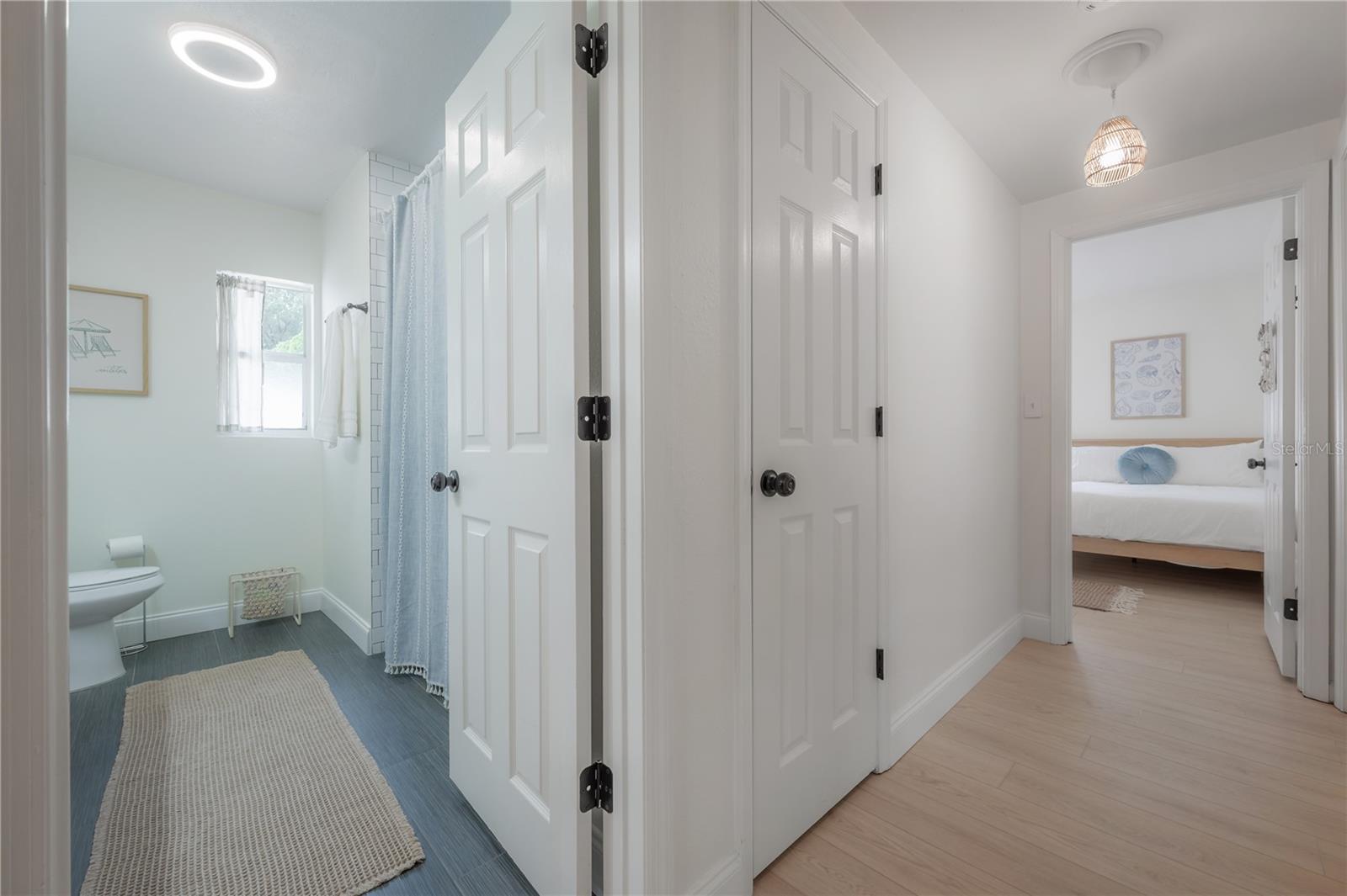 Listing photo id 17 for 1304 Bogie Drive