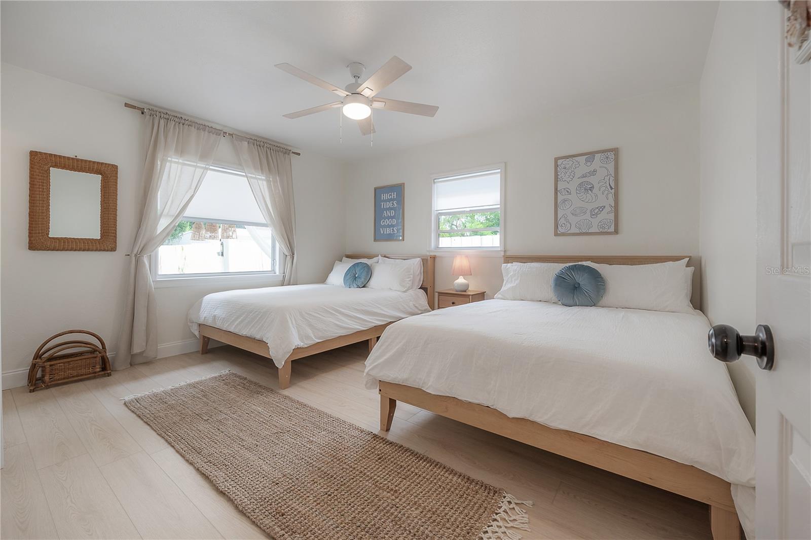 Listing photo id 27 for 1304 Bogie Drive