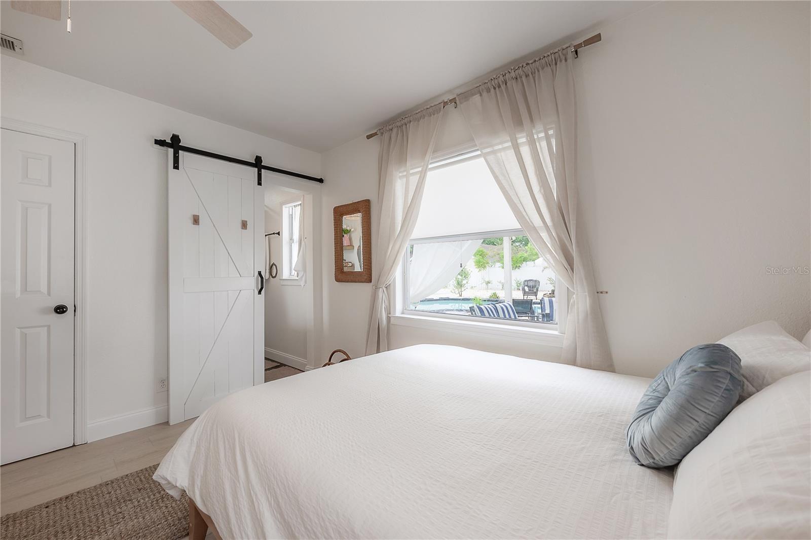 Listing photo id 31 for 1304 Bogie Drive