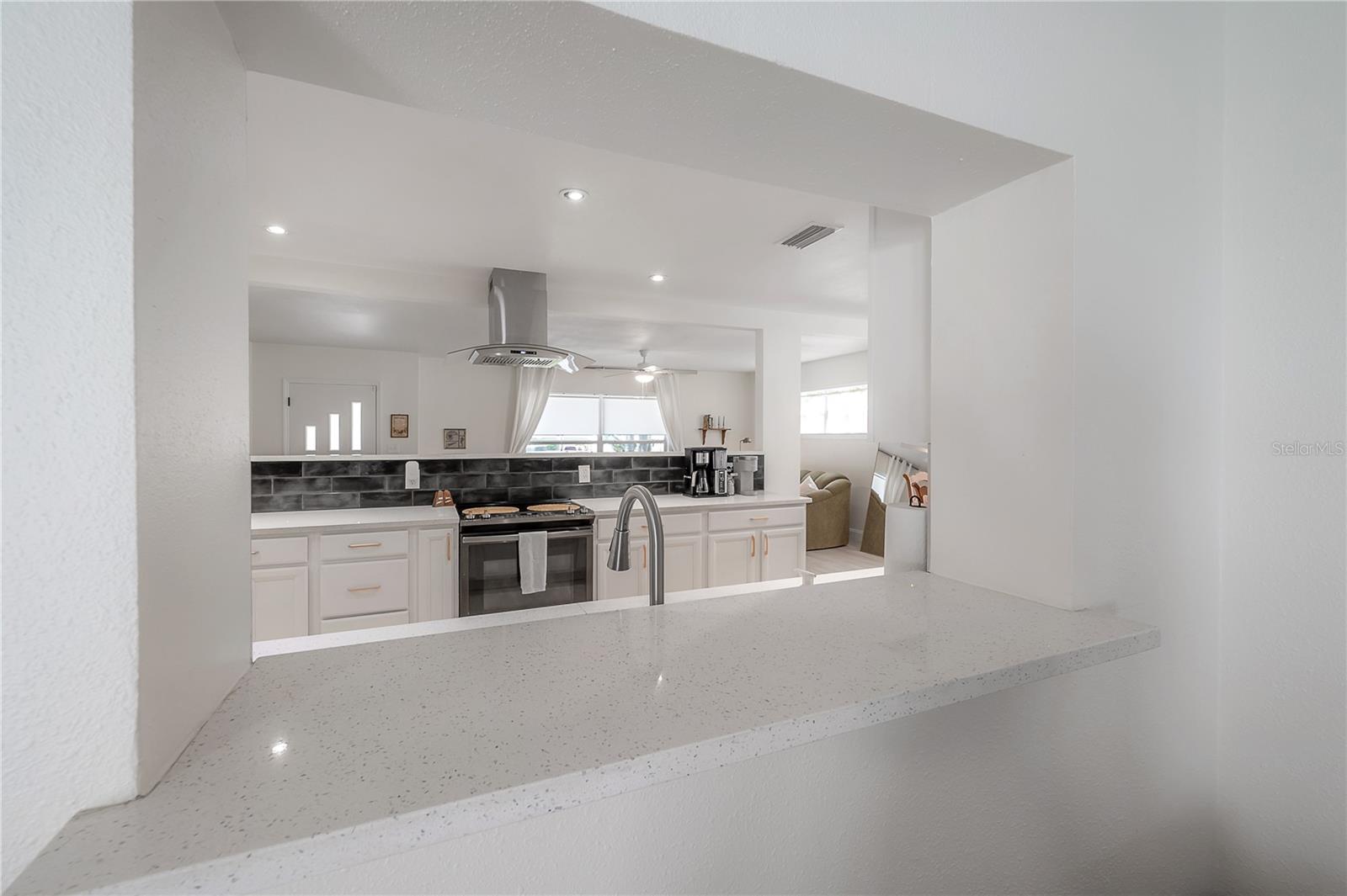 Listing photo id 41 for 1304 Bogie Drive