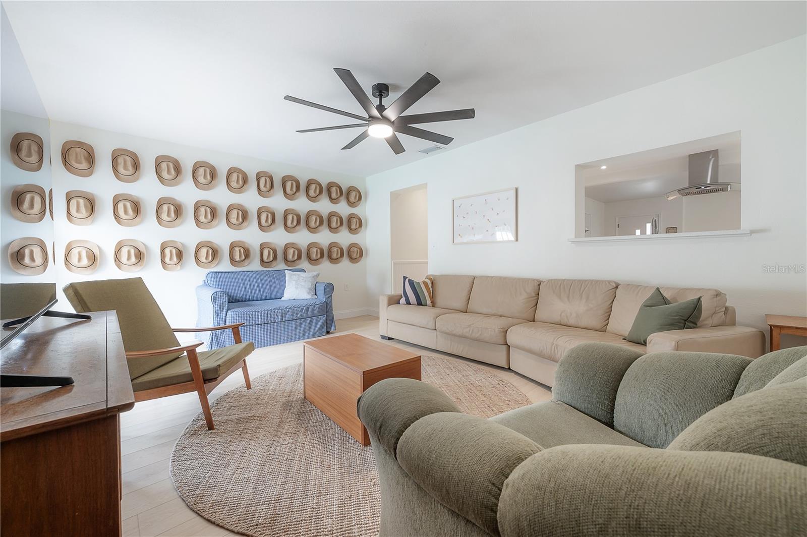 Listing photo id 43 for 1304 Bogie Drive